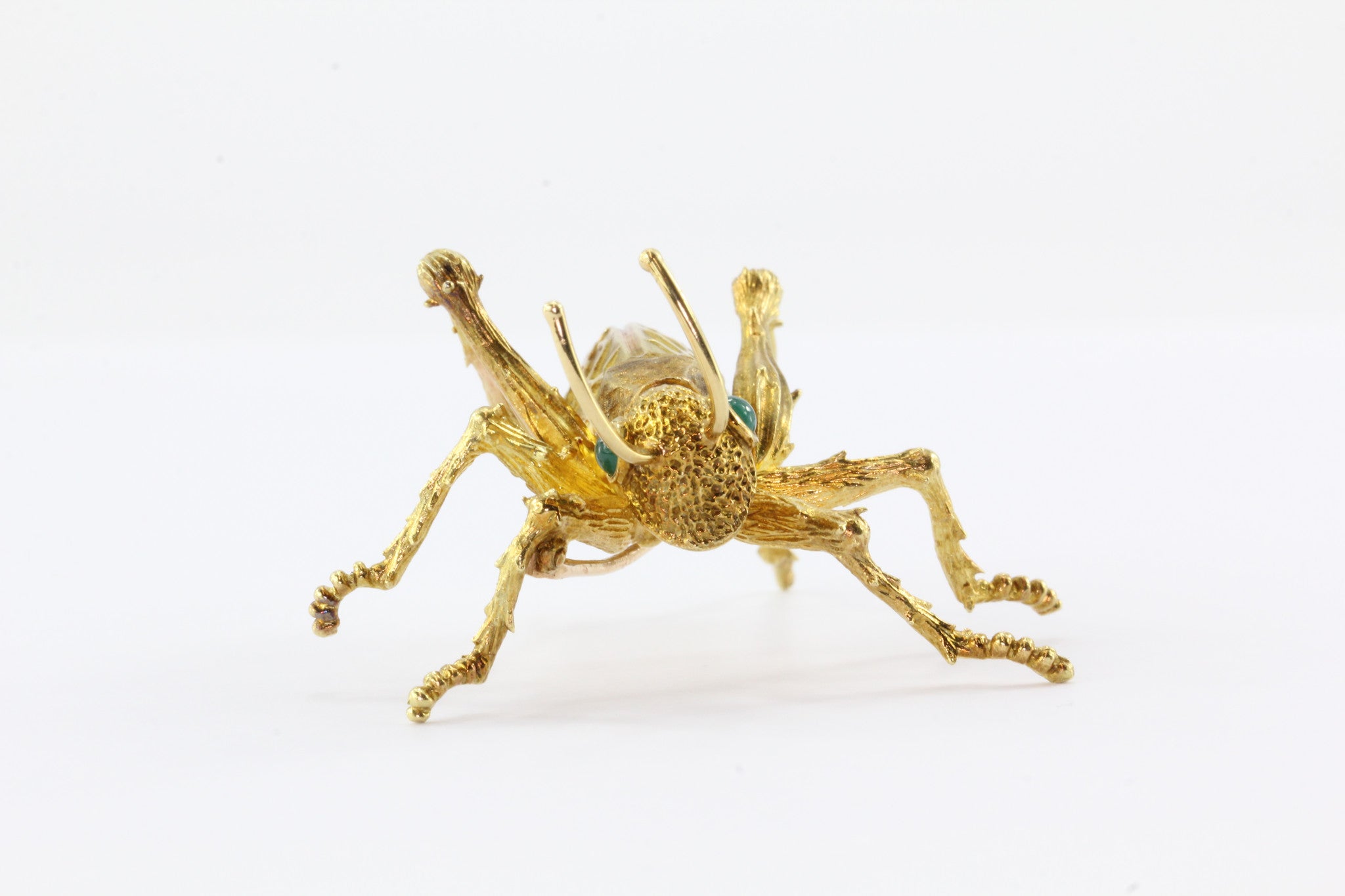 18K Gold Emerald Kurt Wayne Naturalistic Grasshopper Brooch Pin - Queen May