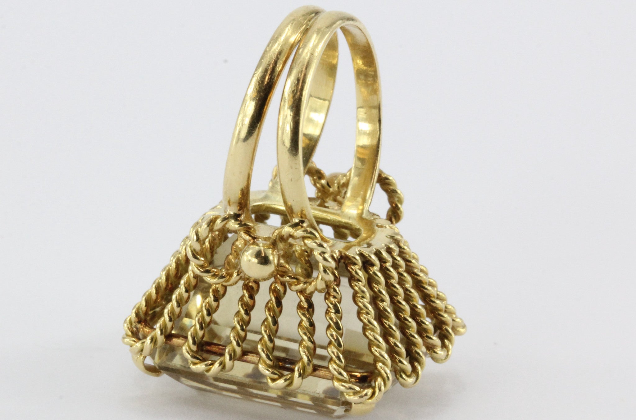 Vintage 18K Gold Large Chunky 27 Carat Statement Ring - Queen May