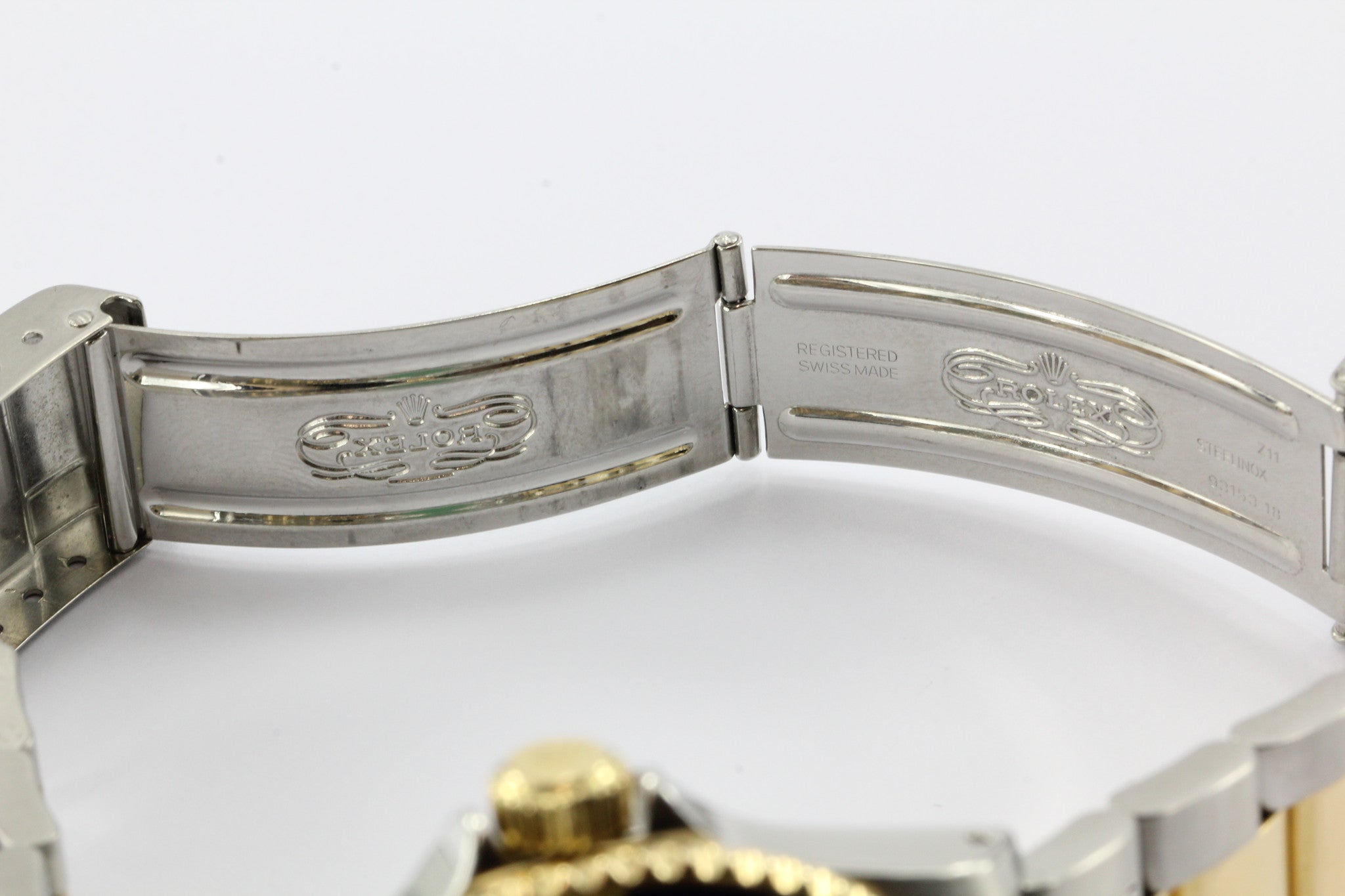 Rolex Submariner Chronometer 18K Gold and Stainless Steel Serti Diamond Dial Refrence 16613 - Queen May