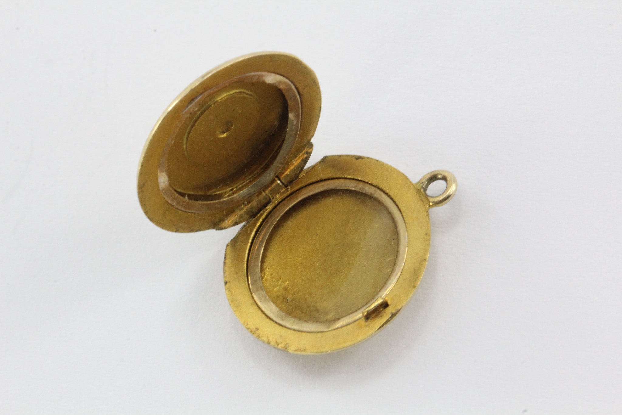 Vintage 10K Gold Art Nouveau Small Round Locket Pendant / Charm - Queen May