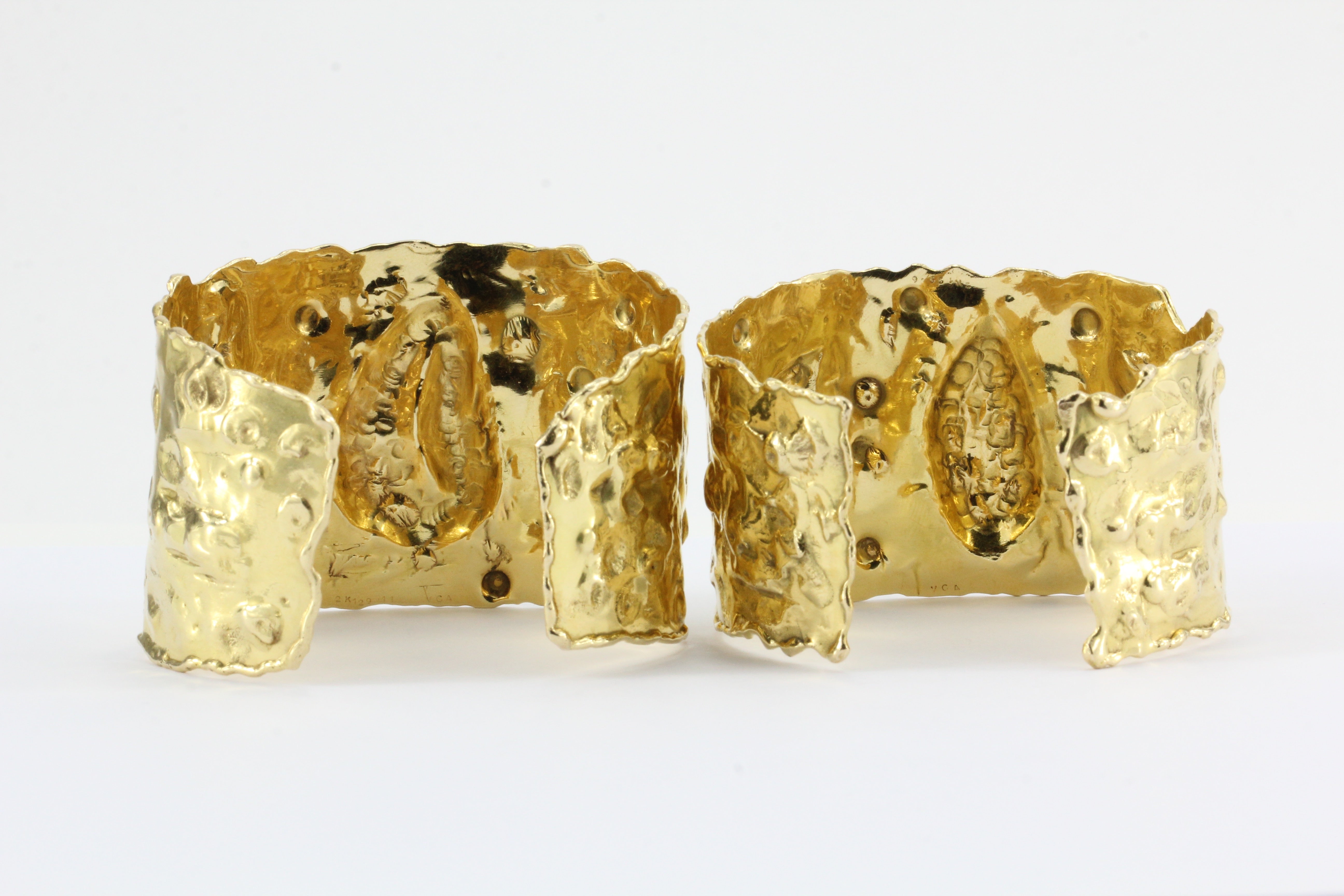 Van Cleef & Arpels 18K Gold Jackie-O Manchettes Cuff Bracelets Pair c.1970 - Queen May
