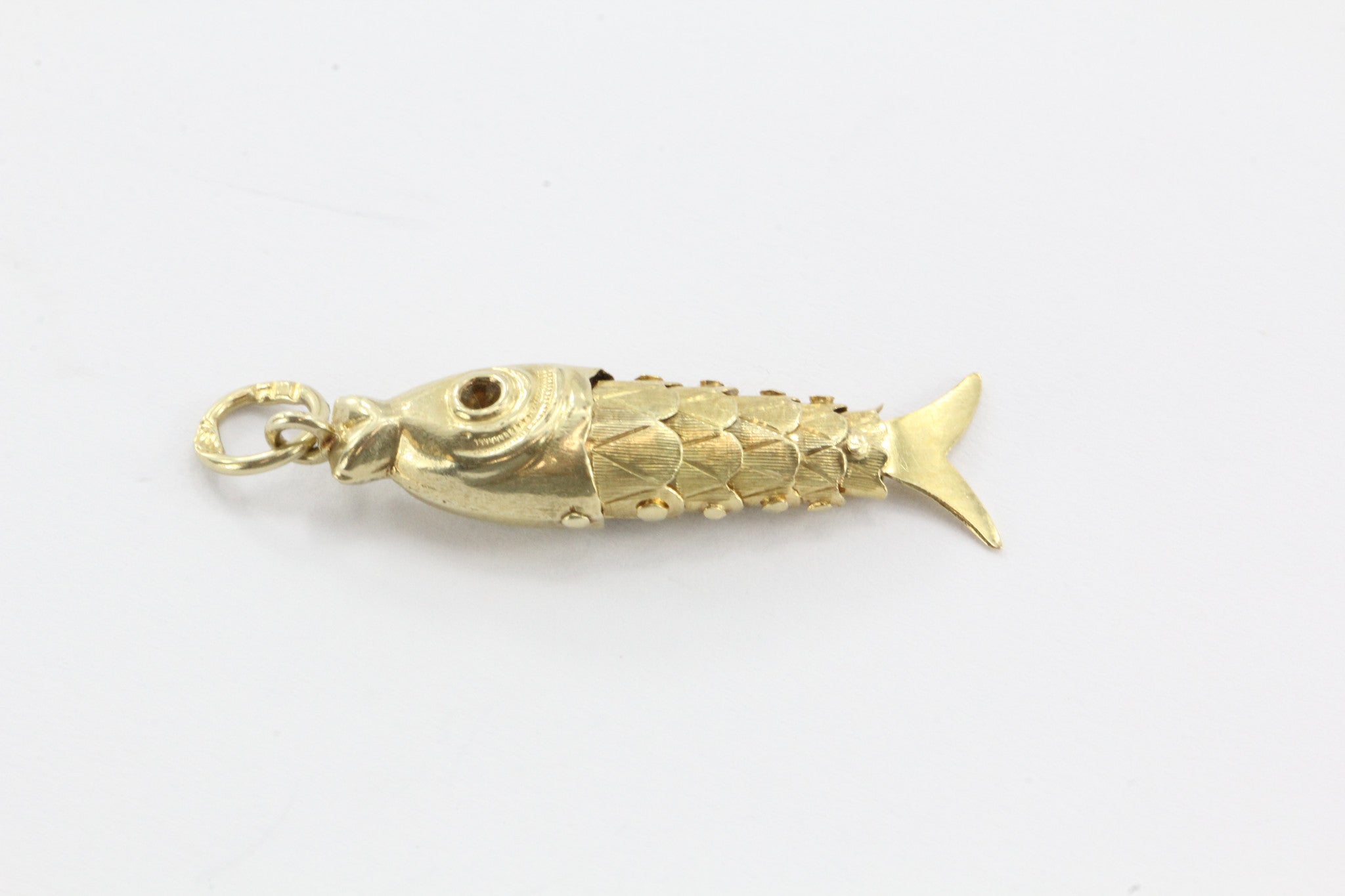 Vintage 18K Gold Reticulated Fish Charm - Queen May