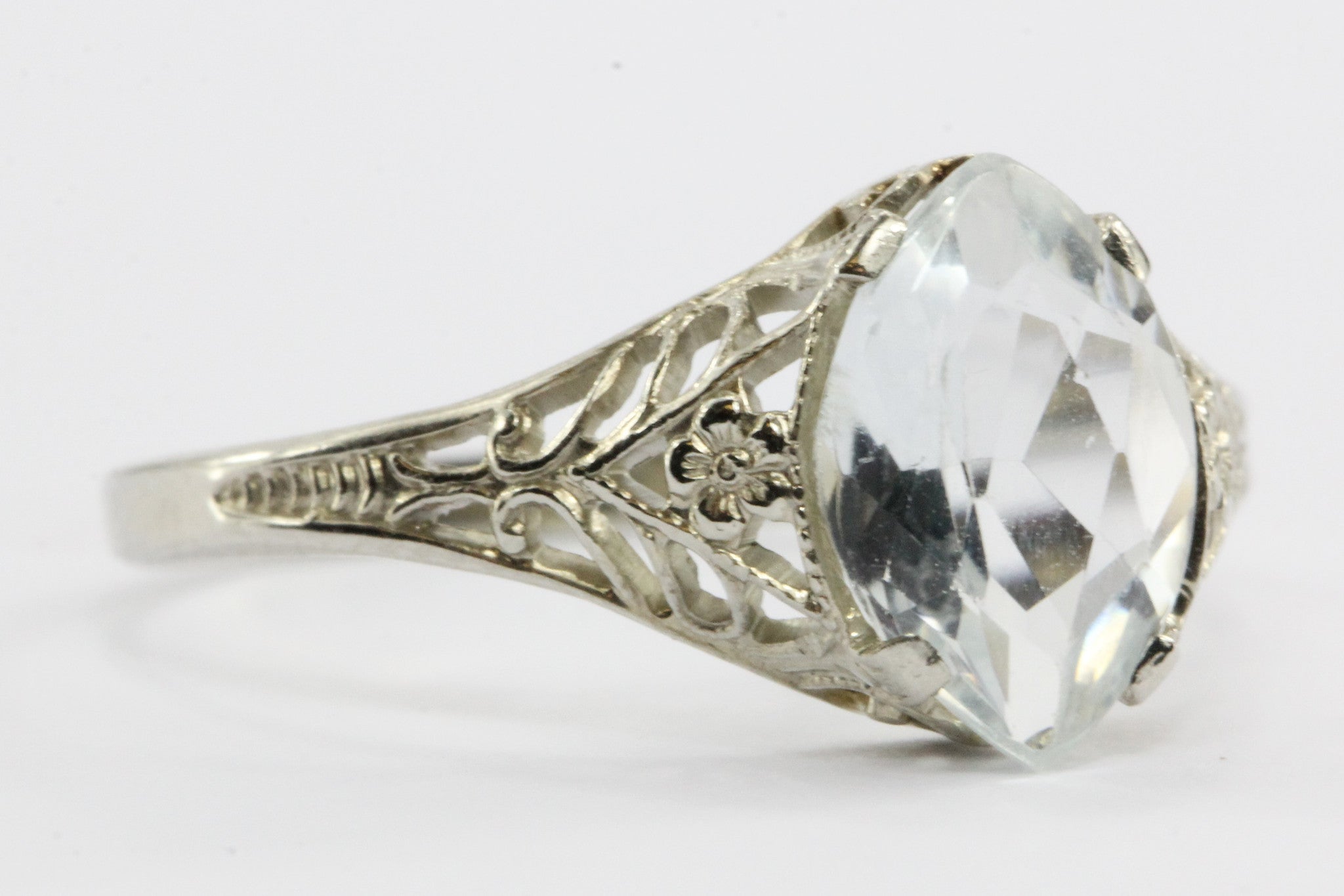 Antique Art Deco 14K White Gold 1.5 Carat Aquamarine Ring - Queen May