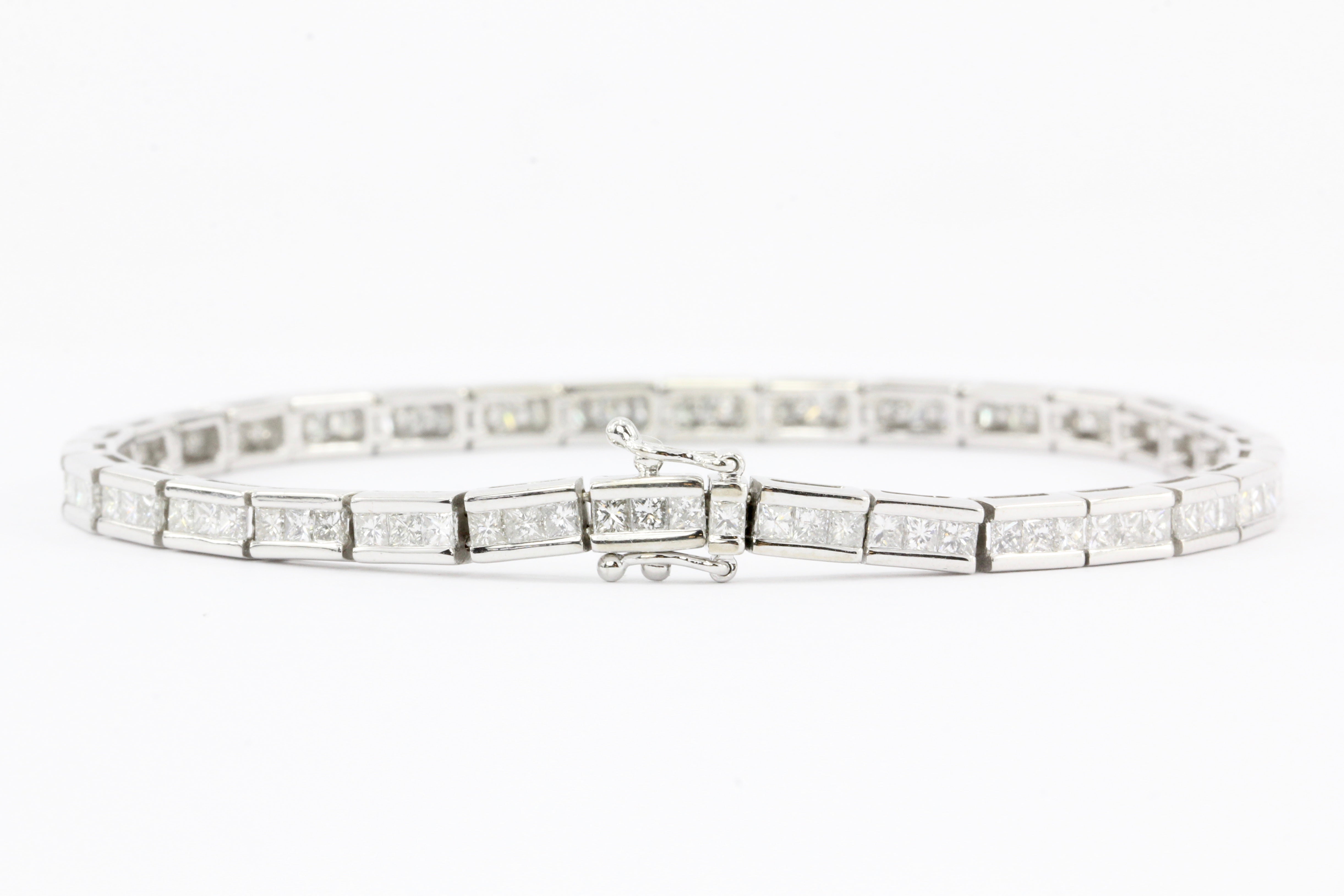 14K White Gold 3CTW Diamond Tennis Bracelet - Queen May