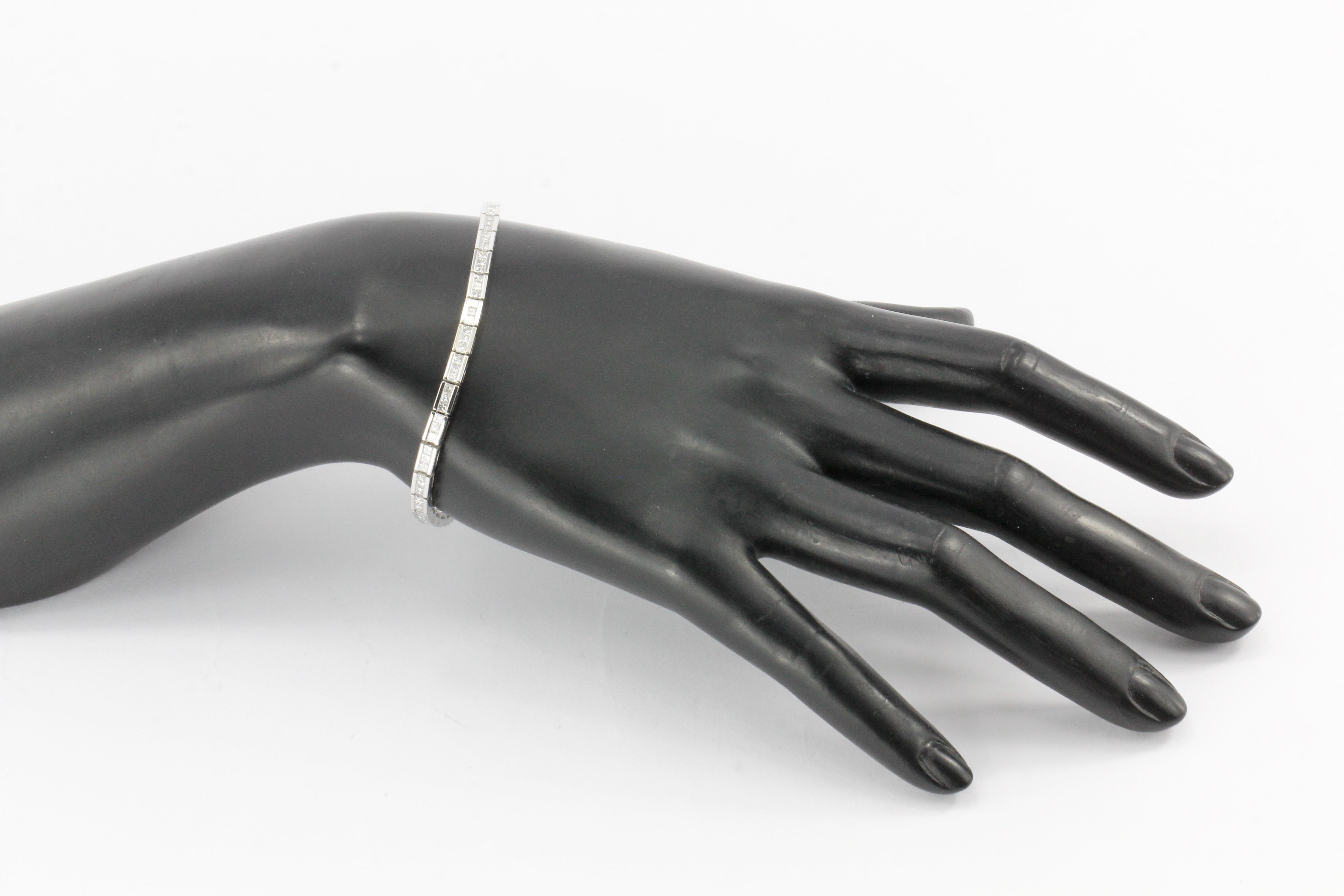 14K White Gold 3CTW Diamond Tennis Bracelet - Queen May