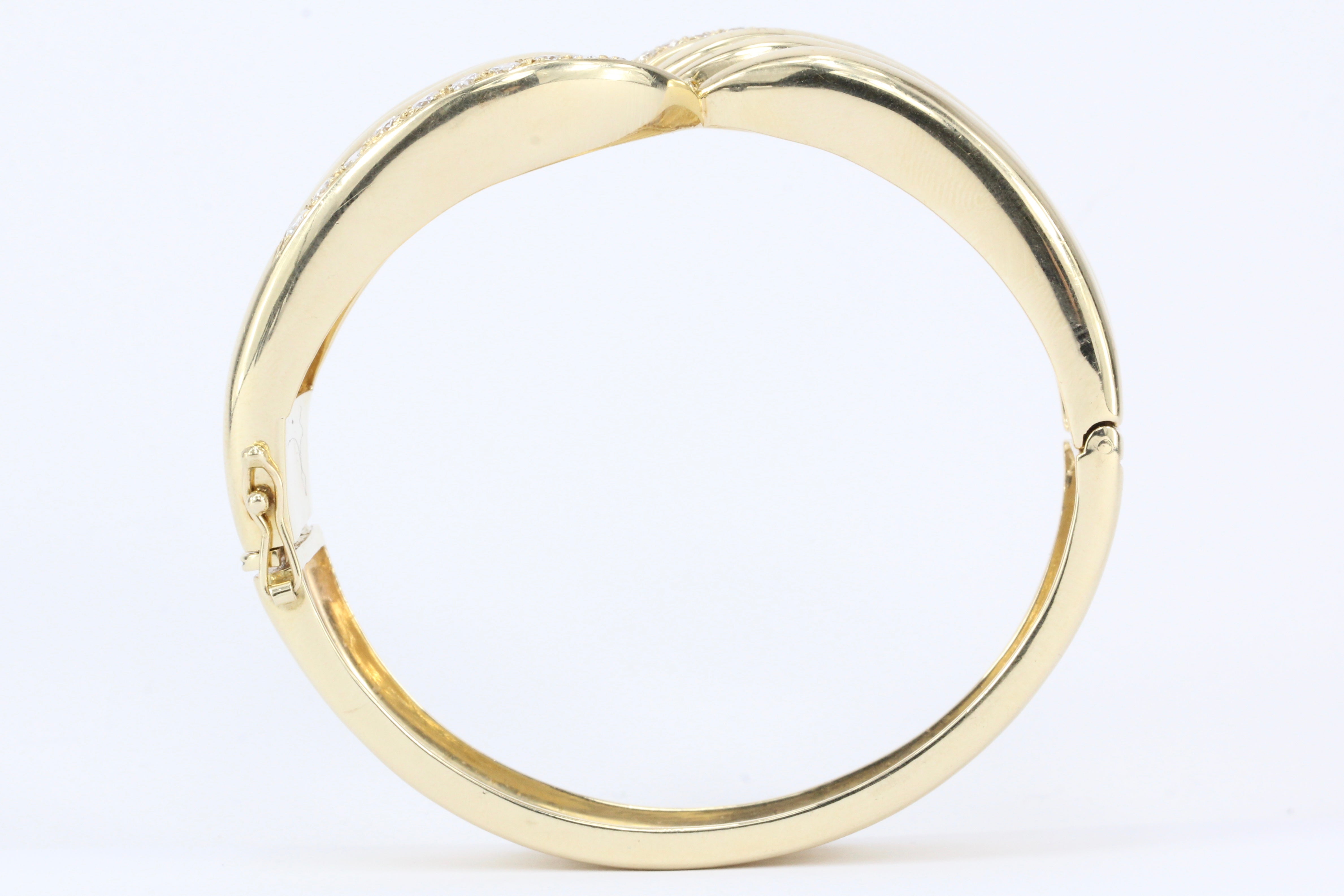 Retro 14K Yellow Gold Diamond Bangle Bracelet - Queen May