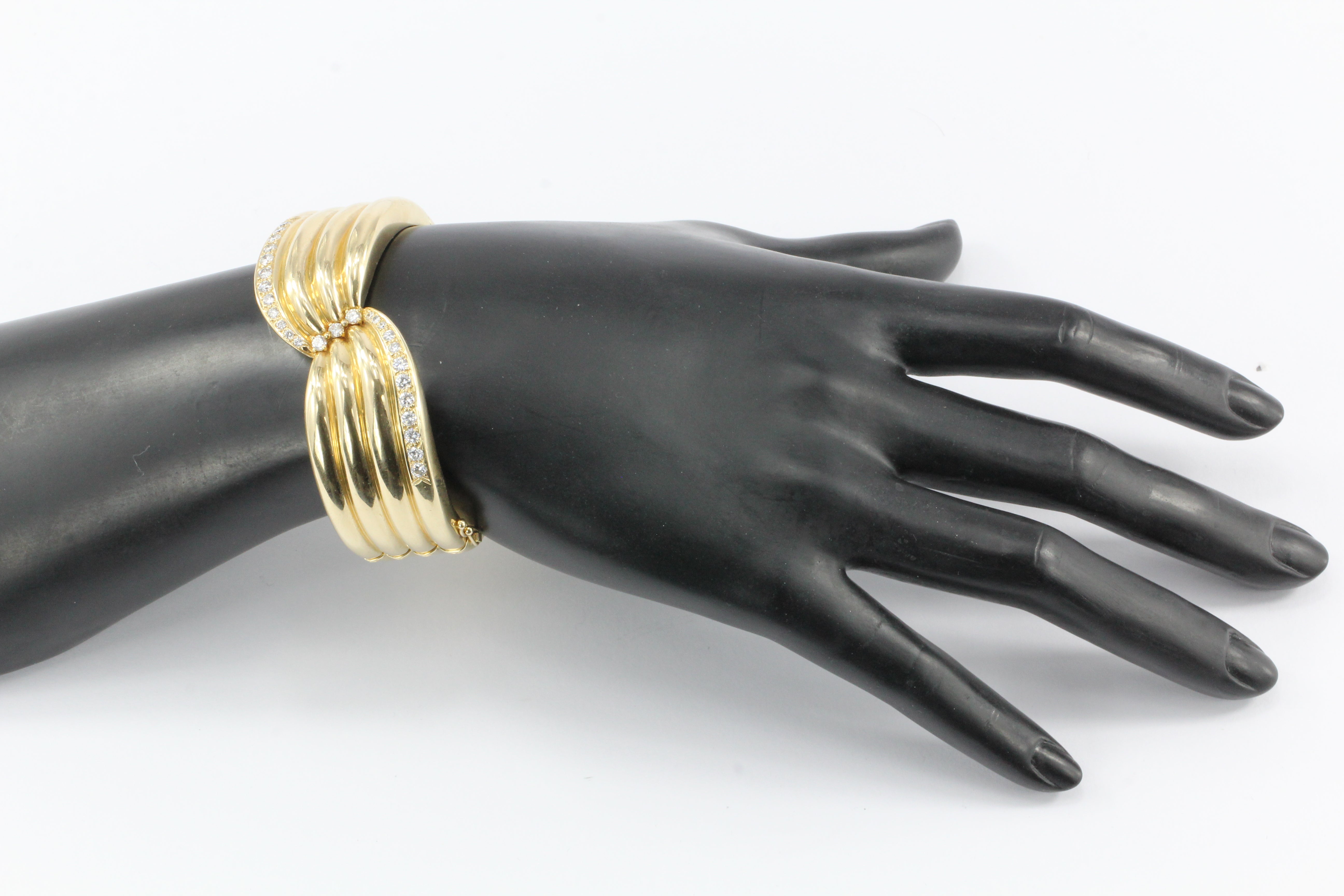 Retro 14K Yellow Gold Diamond Bangle Bracelet - Queen May