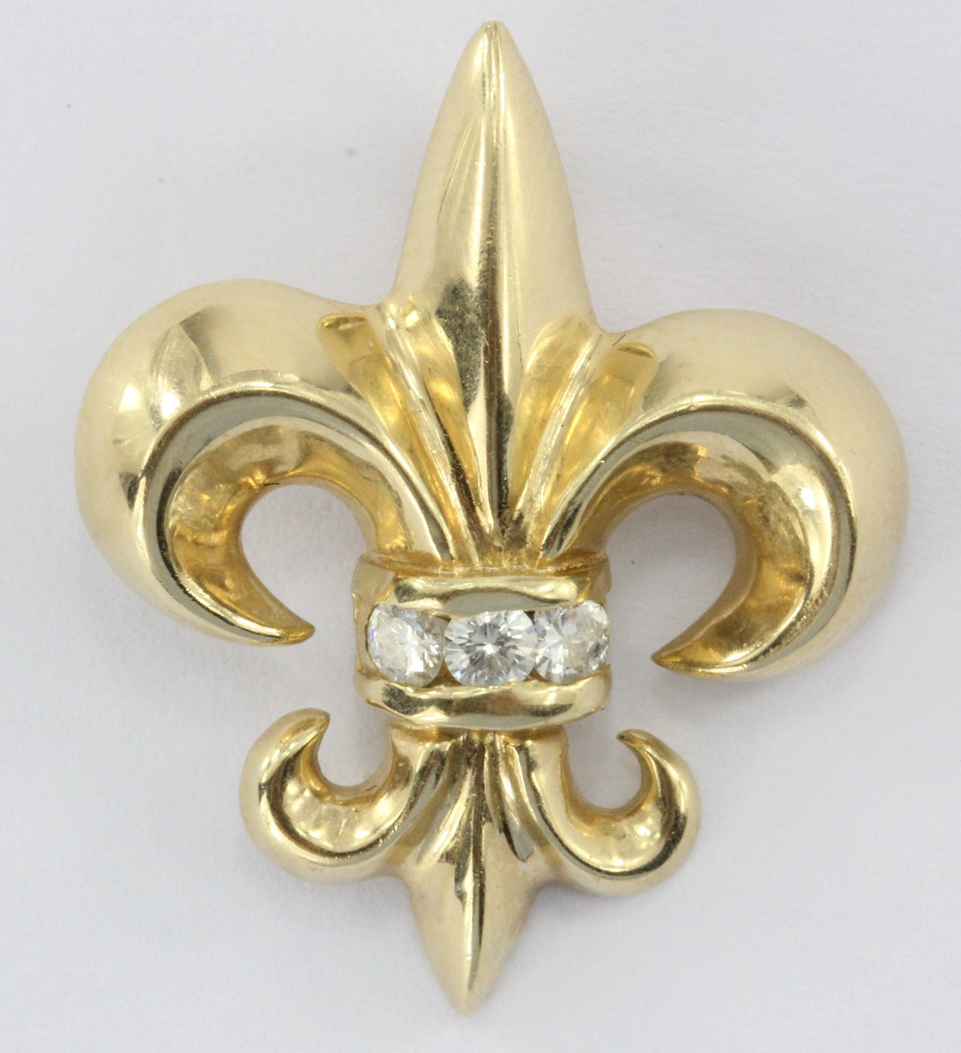 Vintage 14K Gold & Diamond Fleur De Lis Pendant .25 CTW - Queen May