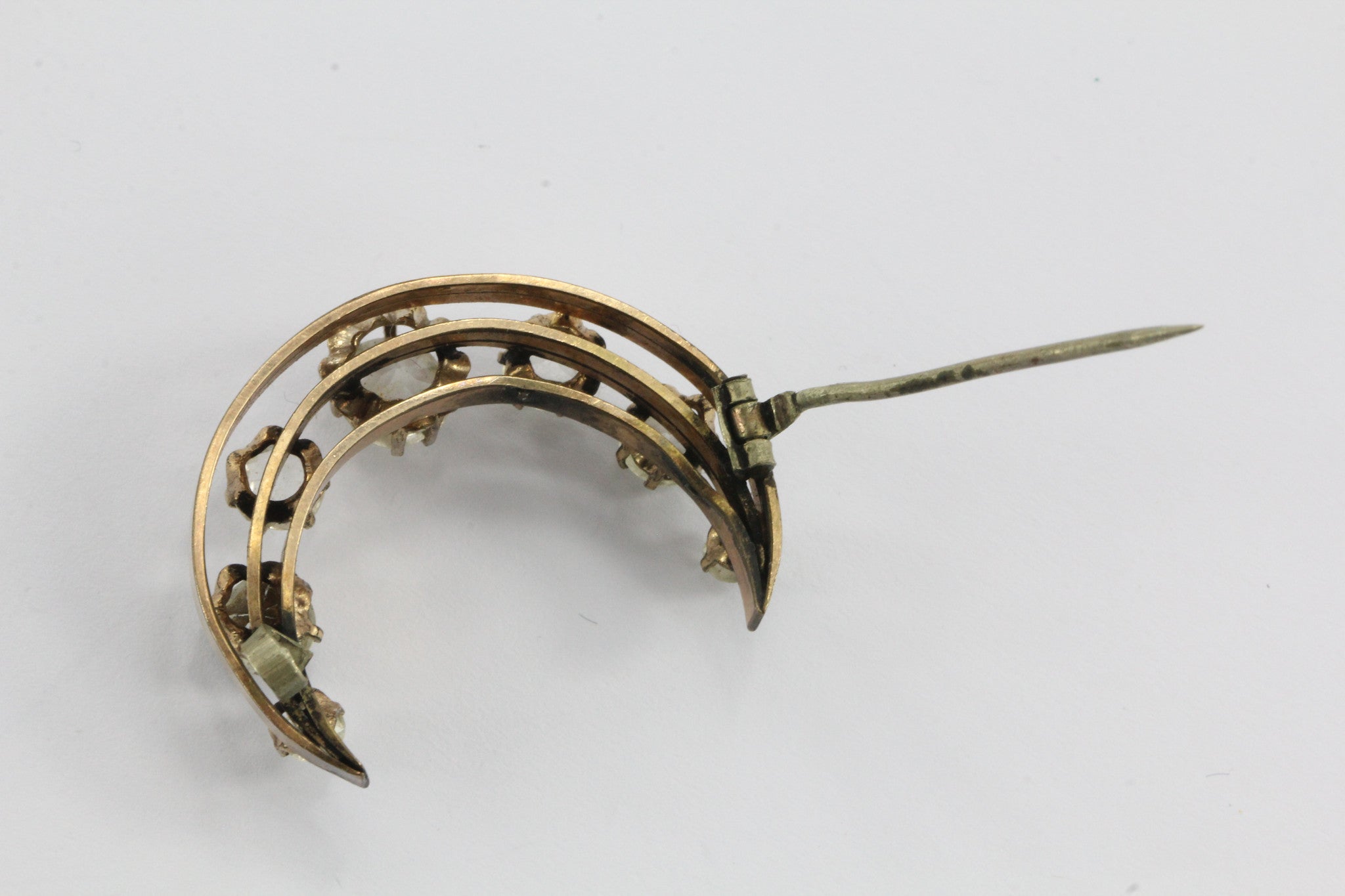 Antique Victorian Pinchbeck & Foil Back Paste Crecent Moon Brooch Pin - Queen May