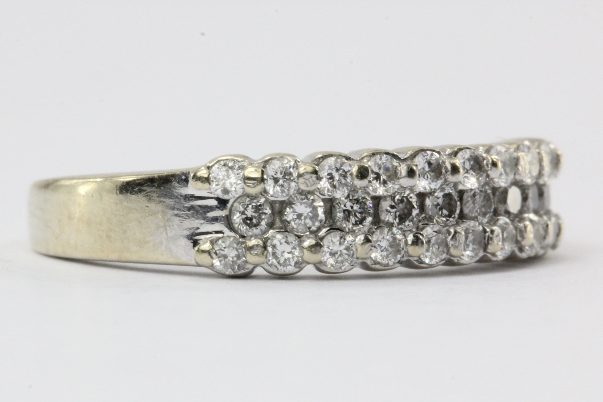 14K White Gold 1/4 CTW Pave Set Diamond Ring Band Size 6.25 - Queen May