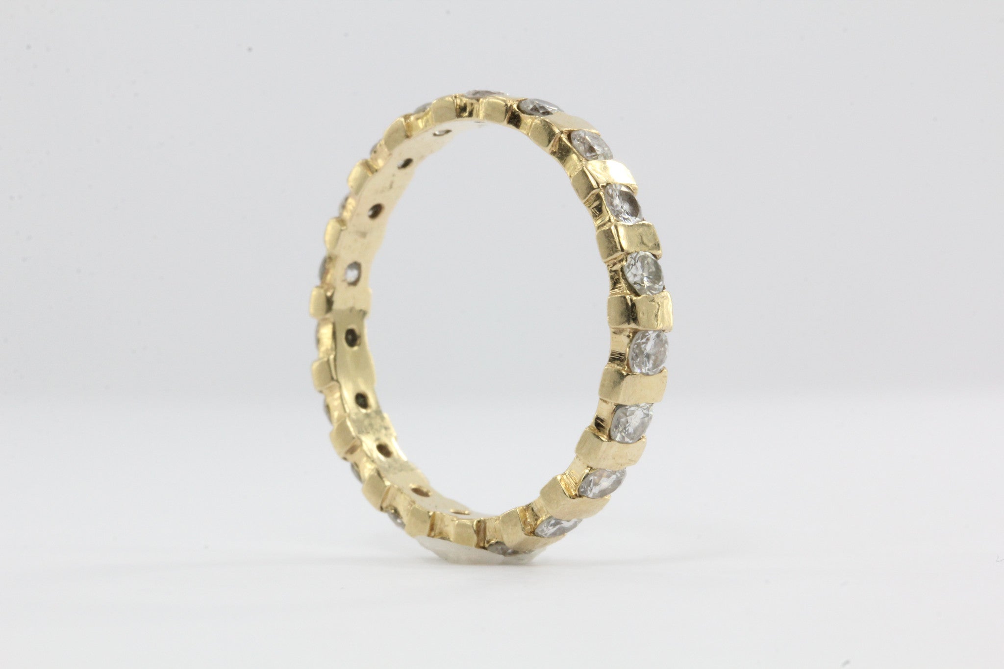 Vintage 14K Gold 1 CTW Diamond Eternity Band Ring Size 7 - Queen May