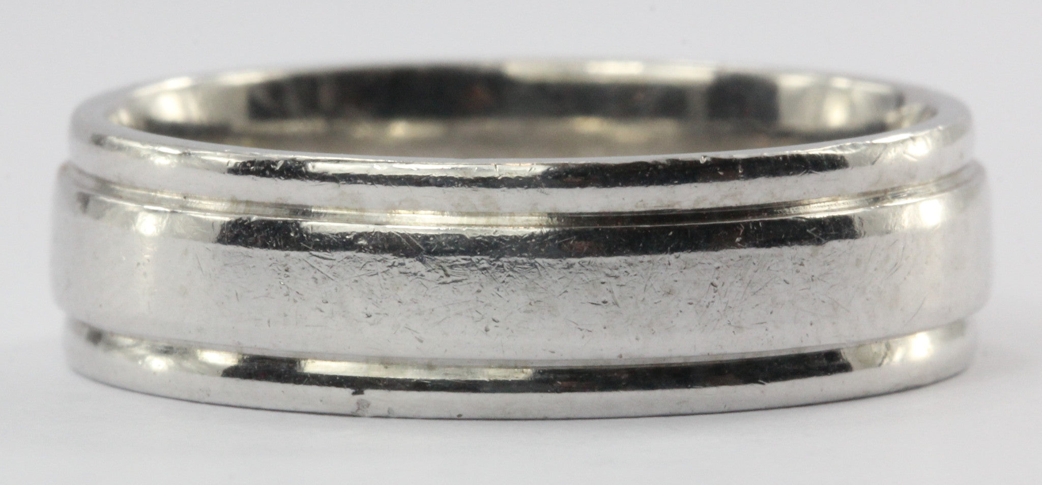 Vintage Platinum Wedding Band Ring Size 9.5 - Queen May