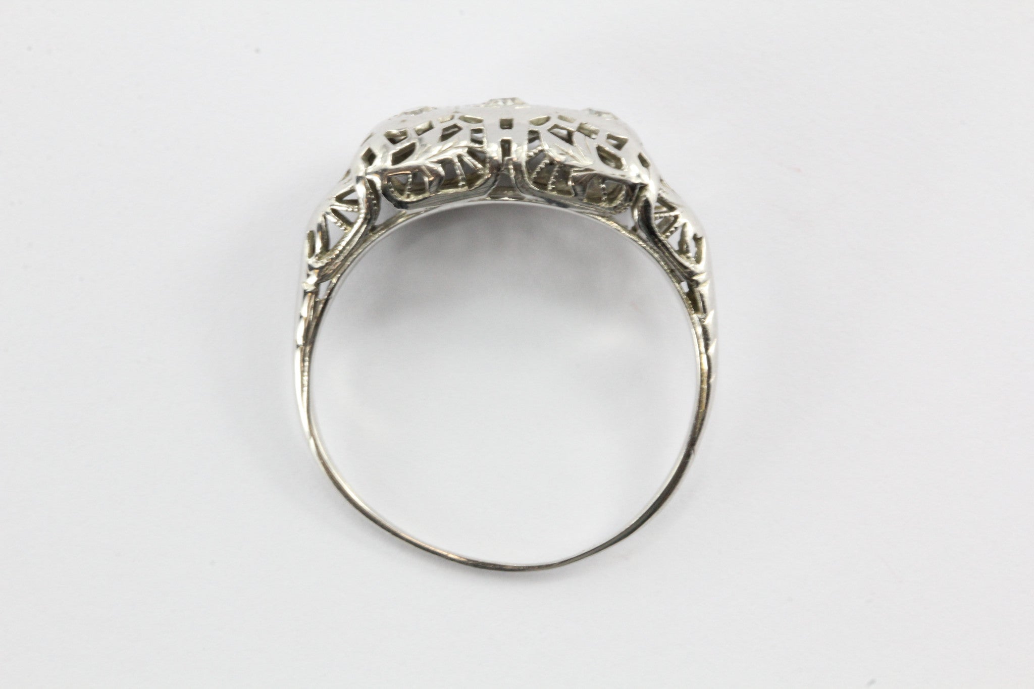 Antique Art Deco 18K White Gold & Diamond Ring - Queen May