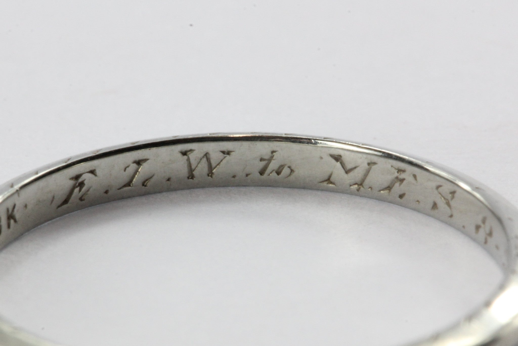 Antique 1928 18K White Gold Belais Wedding Band Ring Size 5.75 - Queen May