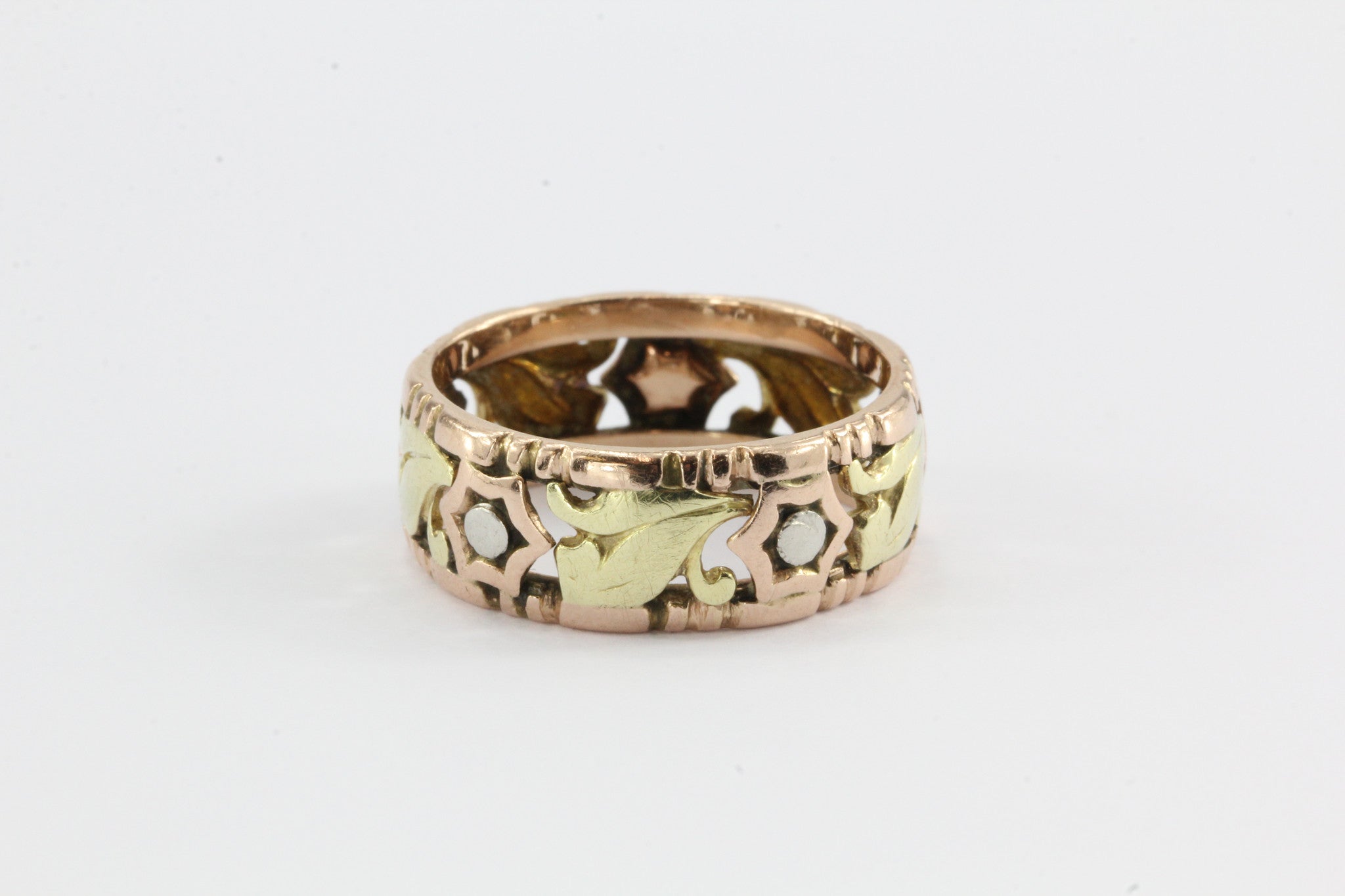 Retro 14K Gold Tri Colored Pierced Band C. 1940's - Queen May