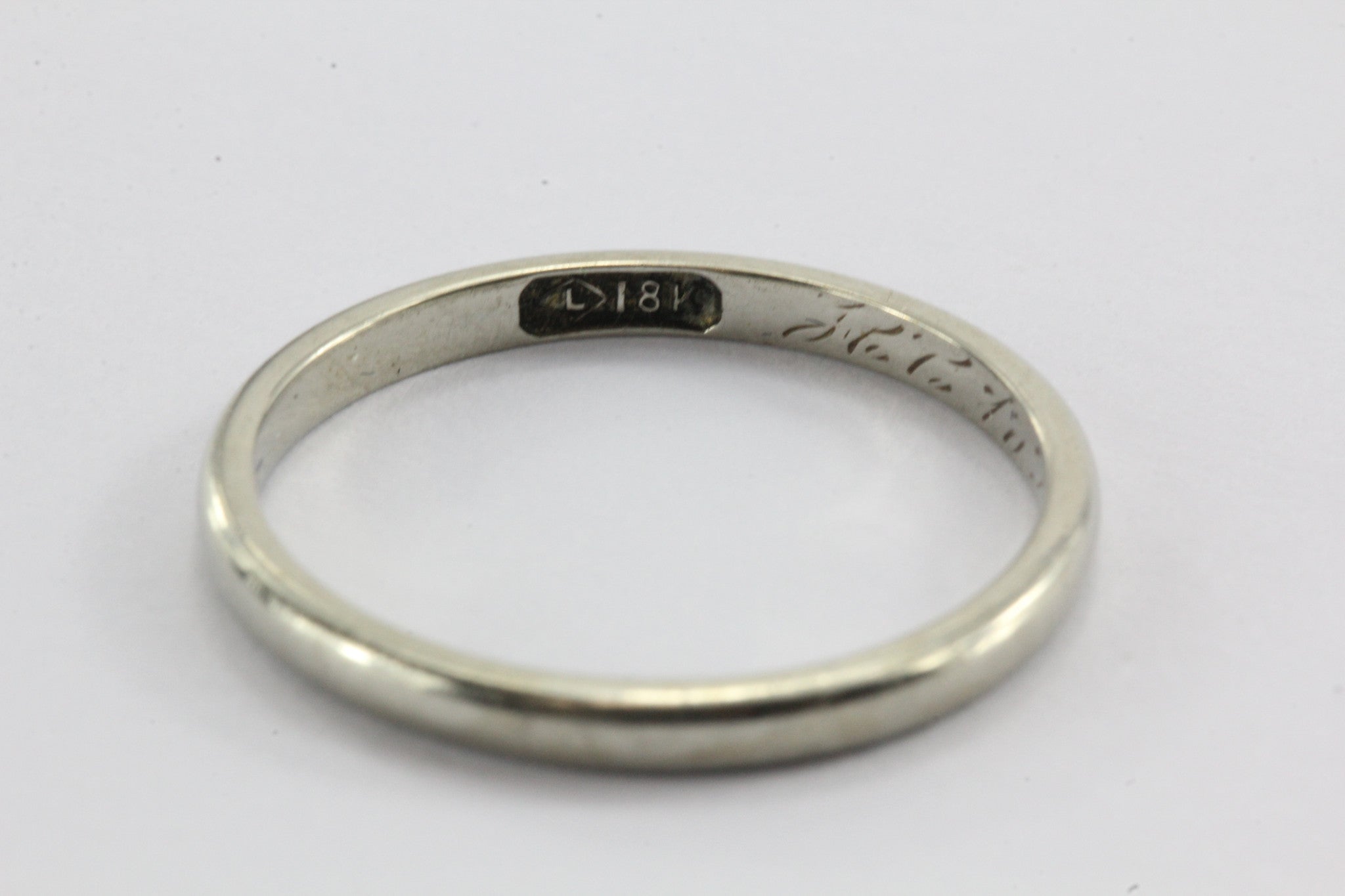 Antique 1926 18K White Gold Plain Wedding Band Ring Size 6 by Charles Levy of NY - Queen May