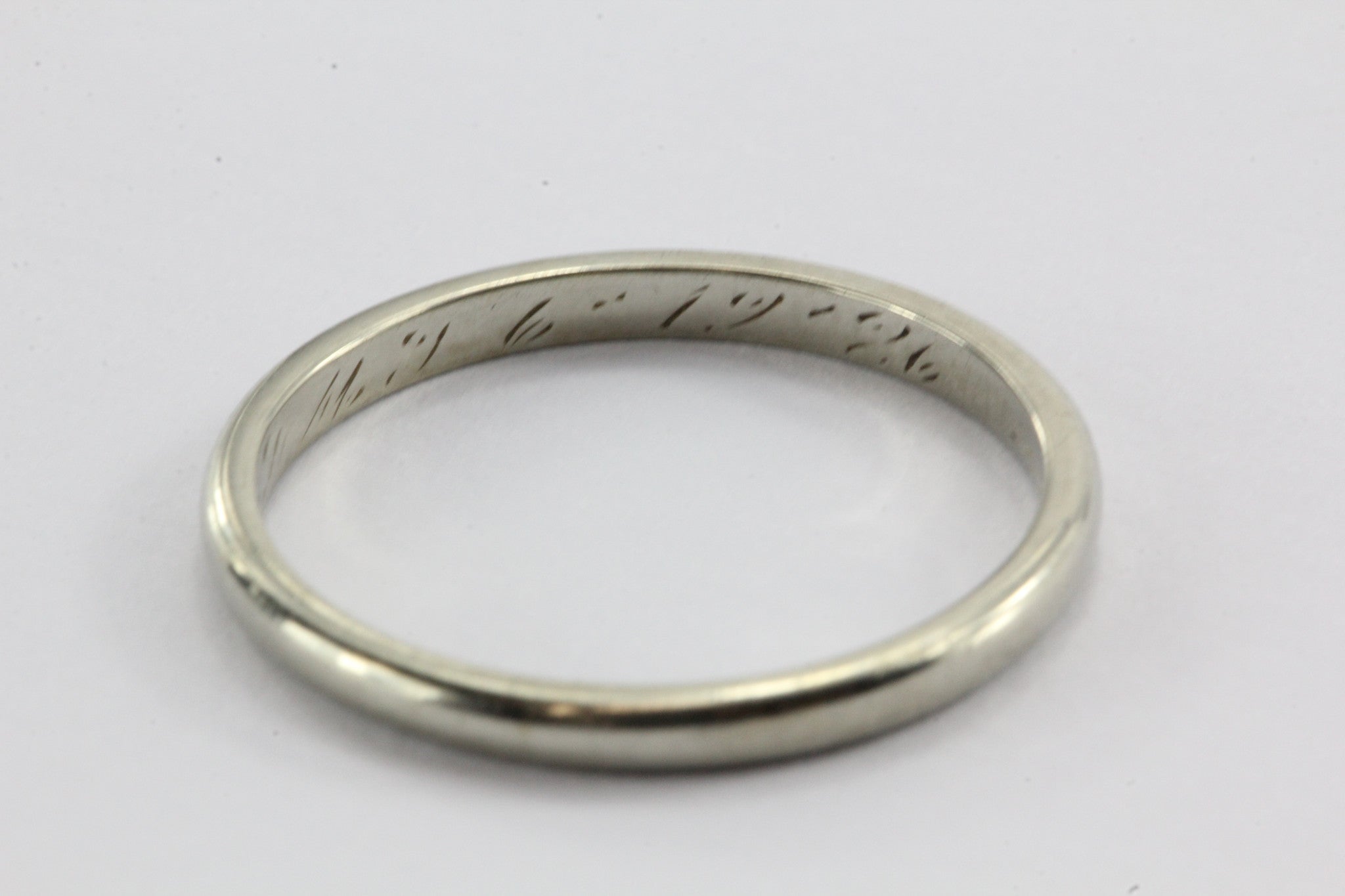 Antique 1926 18K White Gold Plain Wedding Band Ring Size 6 by Charles Levy of NY - Queen May