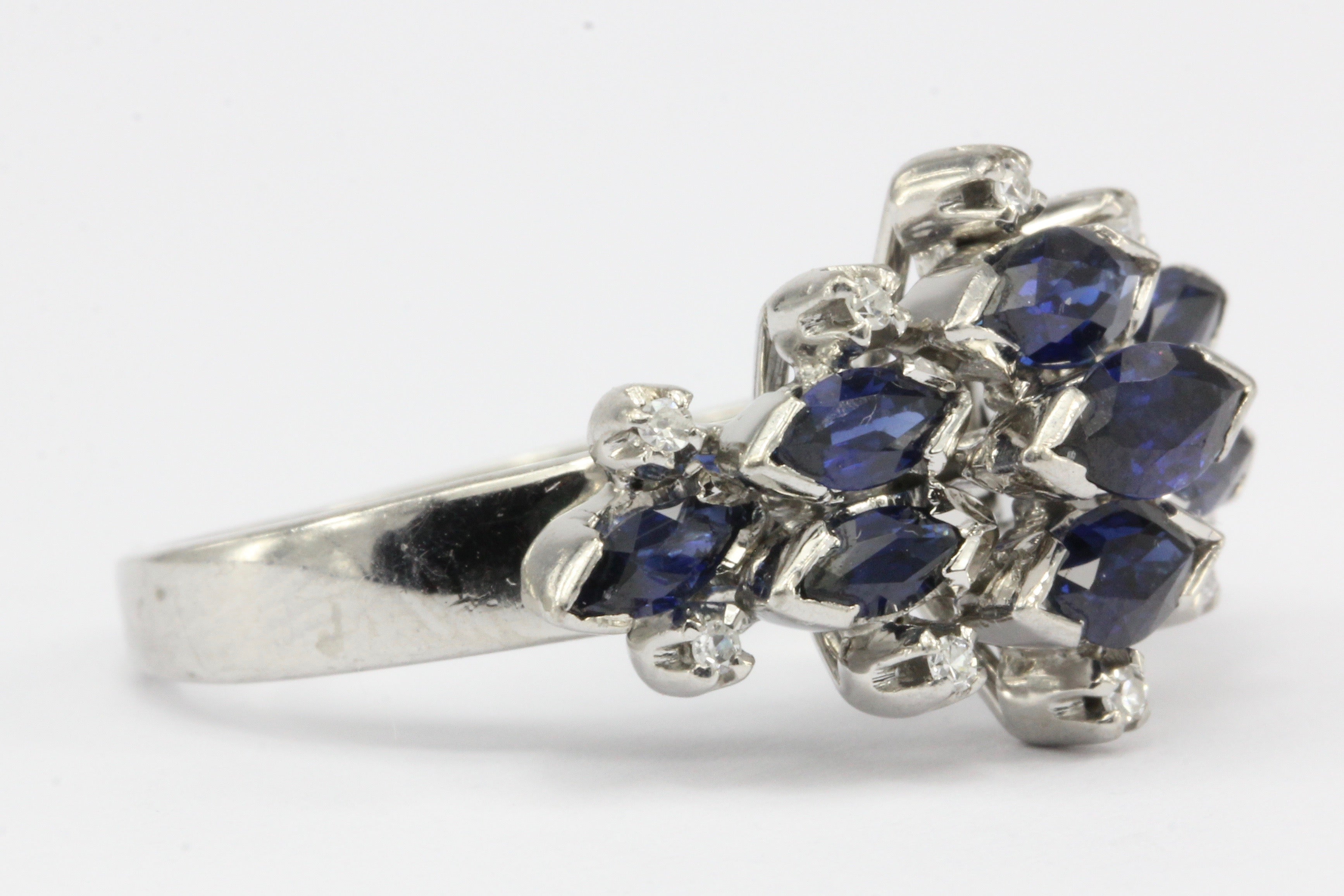 18K White Gold Natural Sapphire and Diamond Cluster Ring Size 6.75 - Queen May