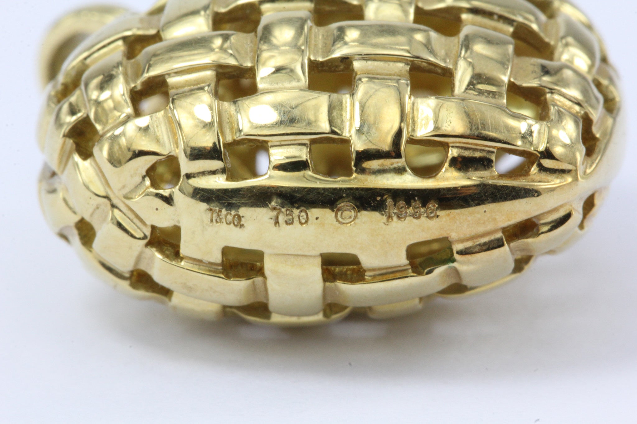 Tiffany & Co 18K Gold Vannerie Woven Puffy Heart Pendant - Queen May