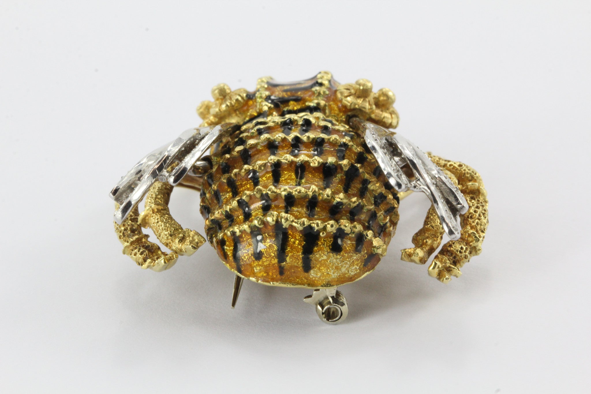 Large 18k handmade enamel bee with 1 carat single cut diamonds and emerald eyes - Queen May