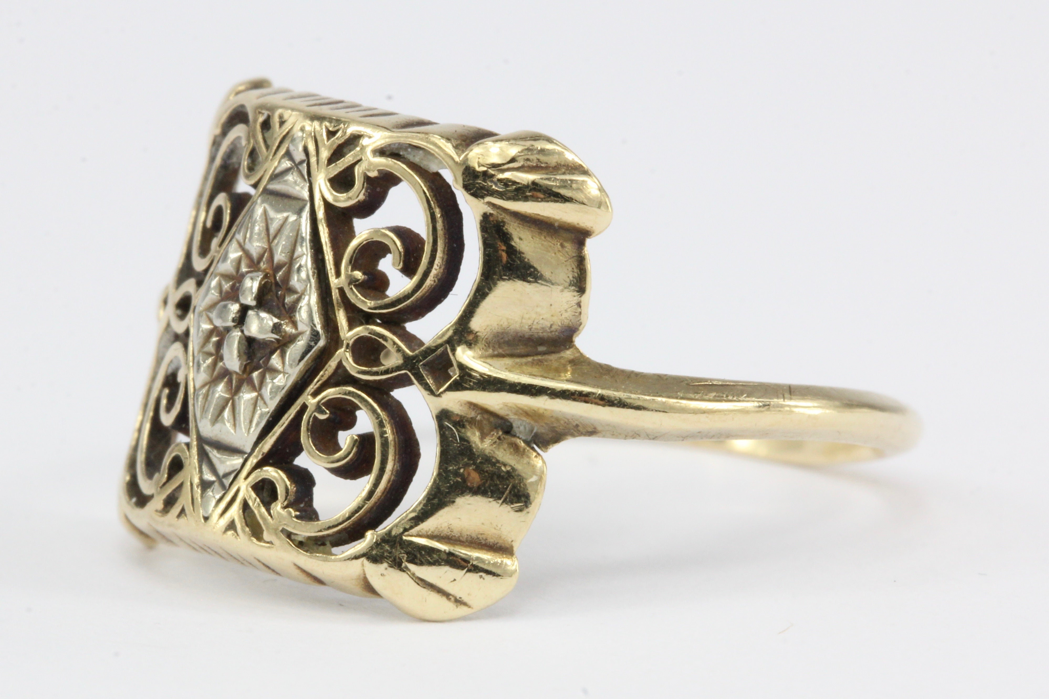 Retro 14K Yellow Gold Ornate Scroll Motif Ring Size 7.25 - Queen May
