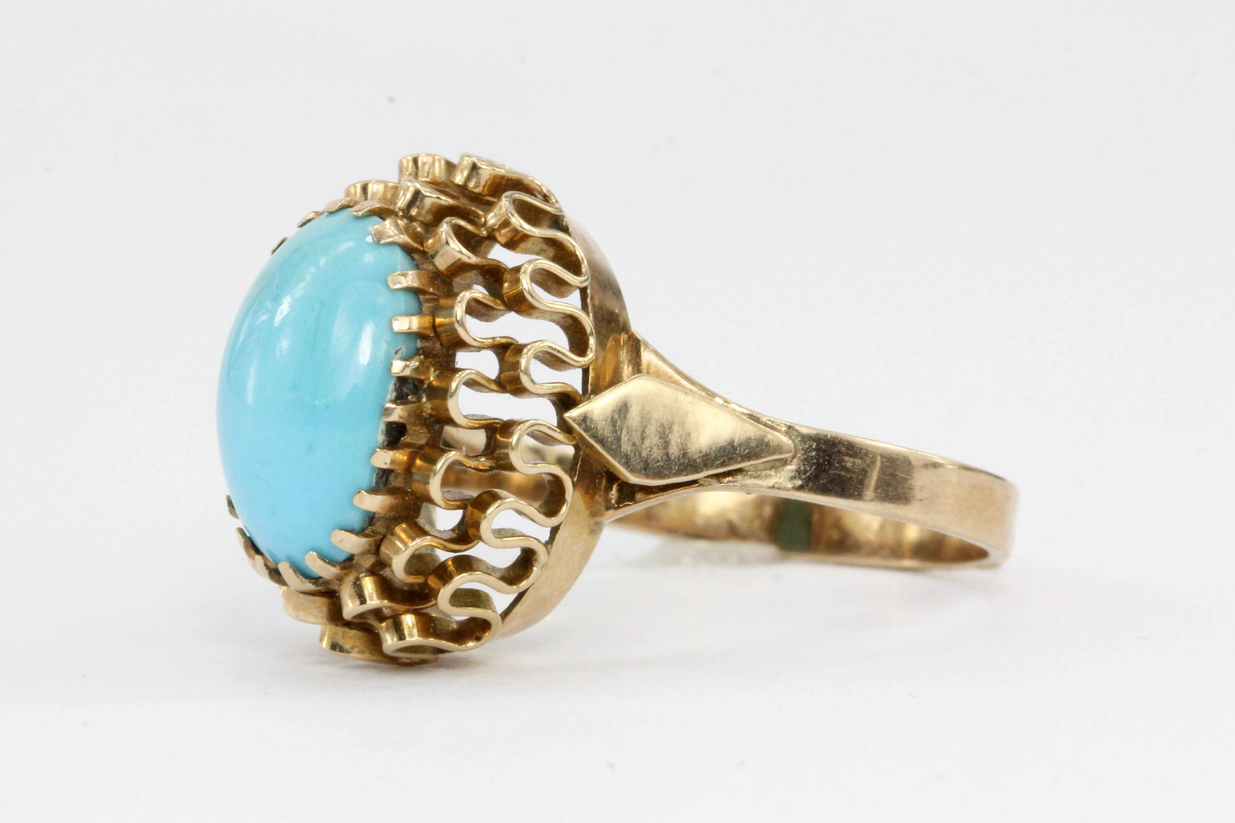 Retro 14K Gold 2 CT Persian Turquoise Ring - Queen May