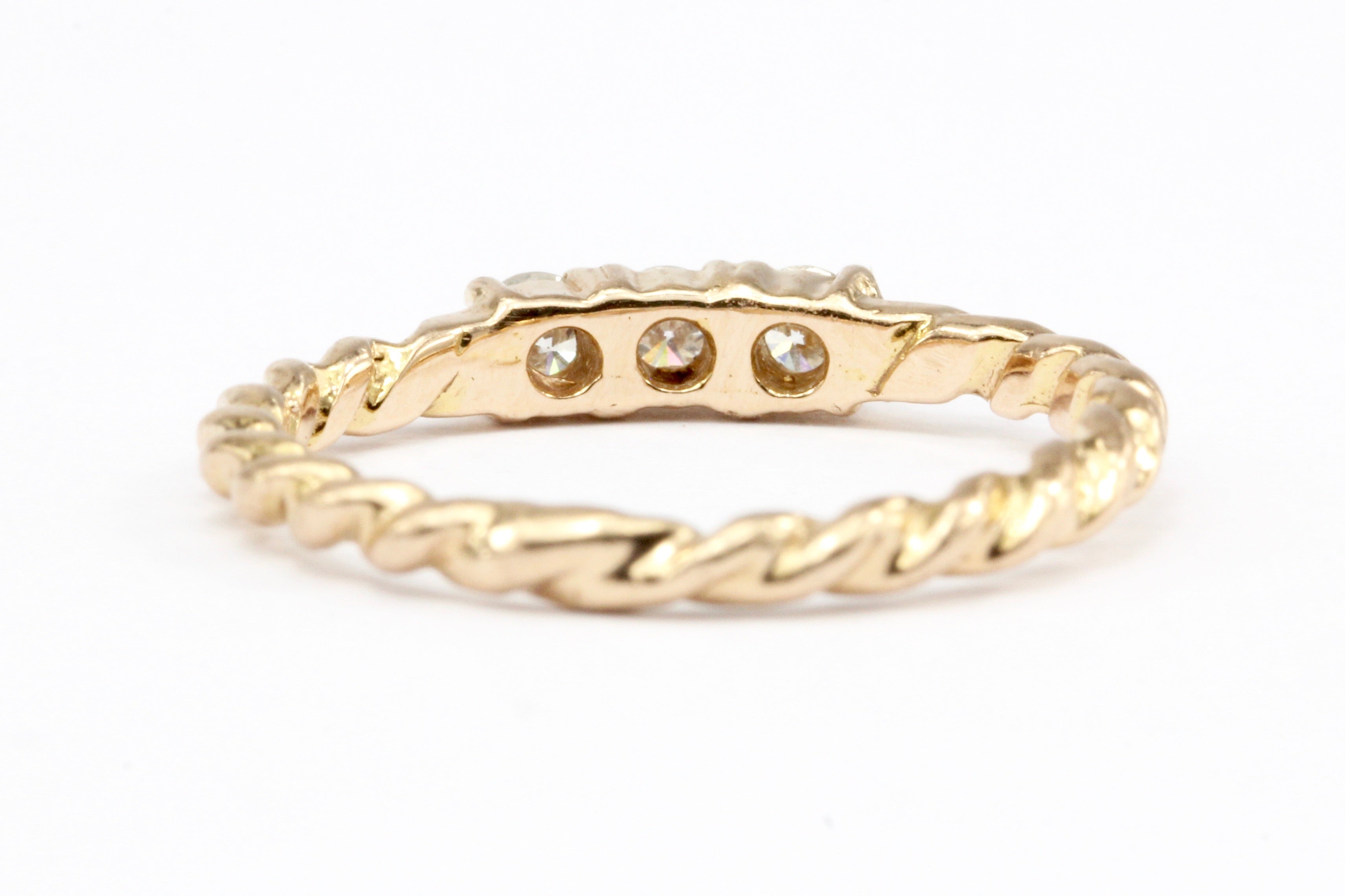 14K Rose Gold Diamond Rope Band Ring Size 3.5 - Queen May