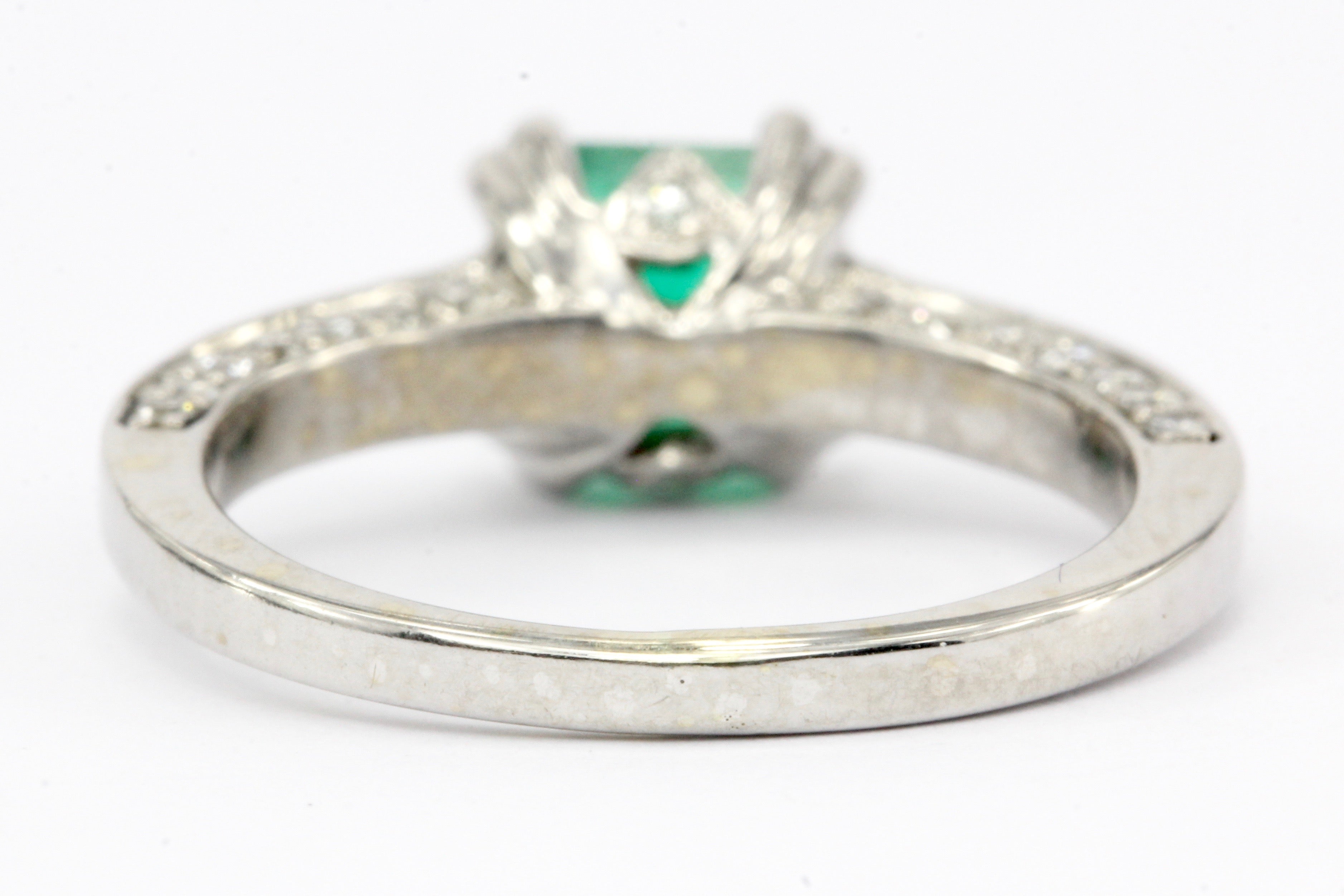 18K White Gold Emerald & Diamond Engagement Ring - Queen May