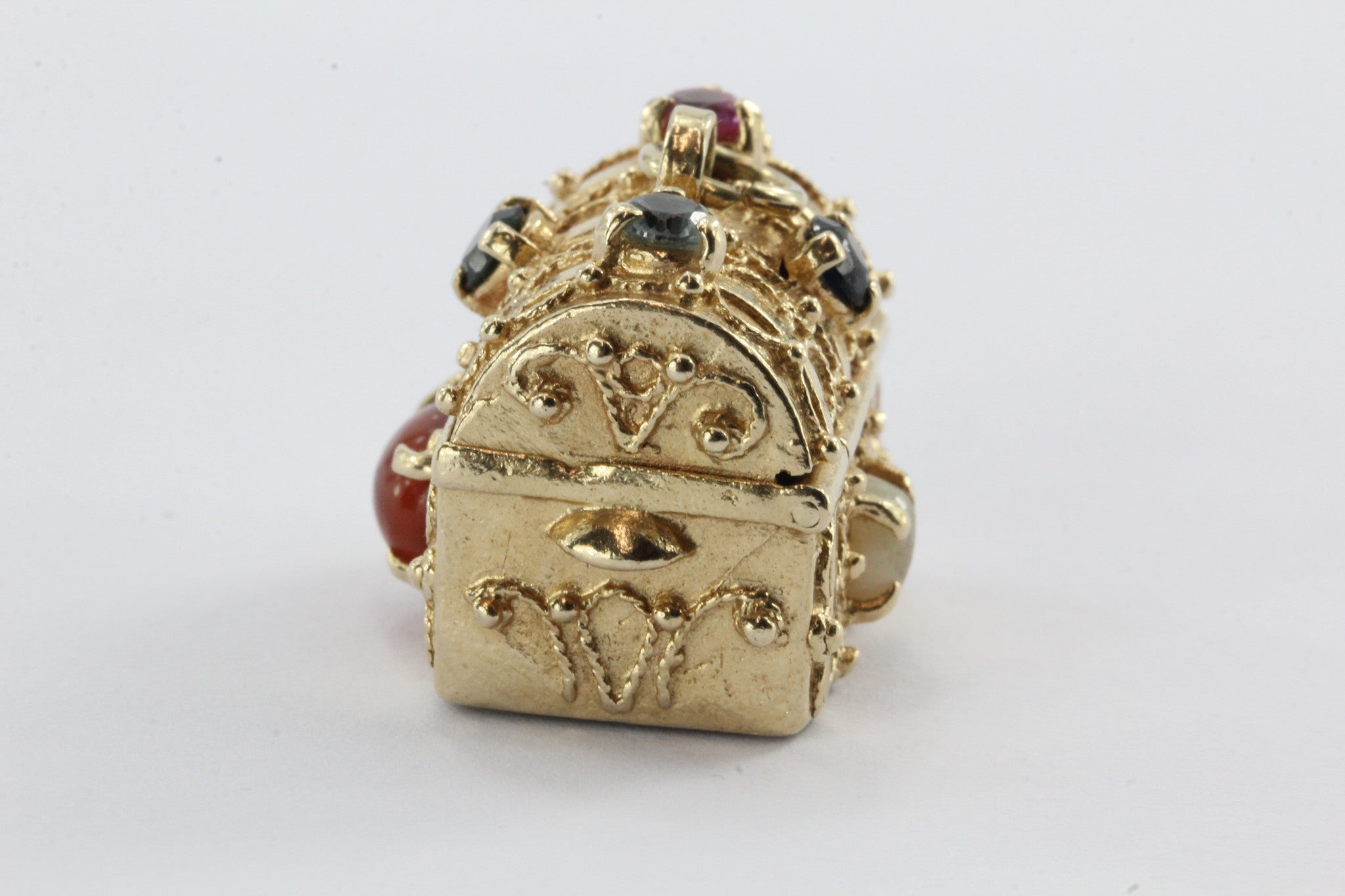 Vintage 14K Gold Gem Stone Studded Etruscan Treasure Chest Pendant Charm - Queen May