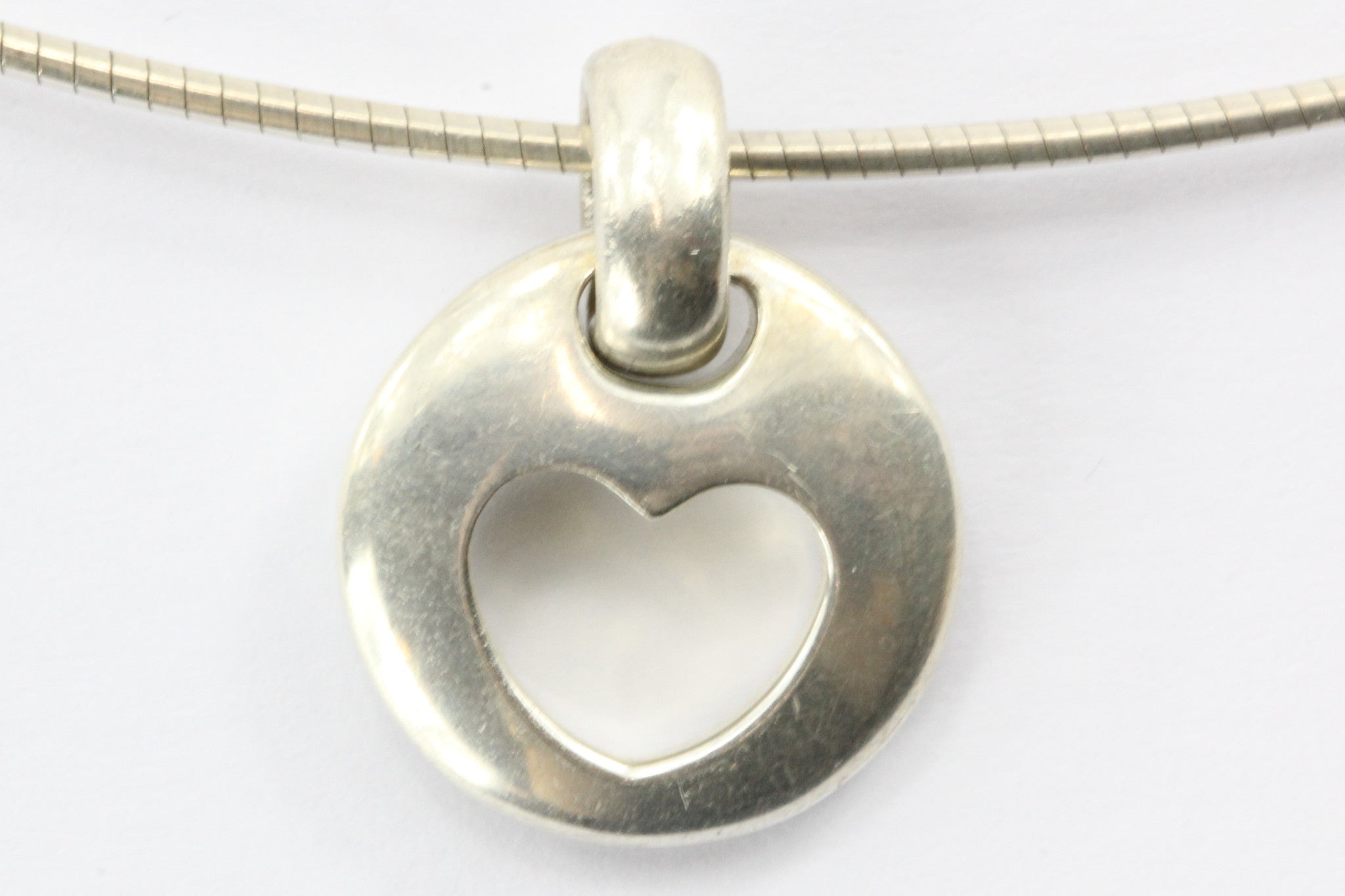 Tiffany & Co 1999 Sterling Silver Heart Stencil Circle Pendant Necklace - Queen May