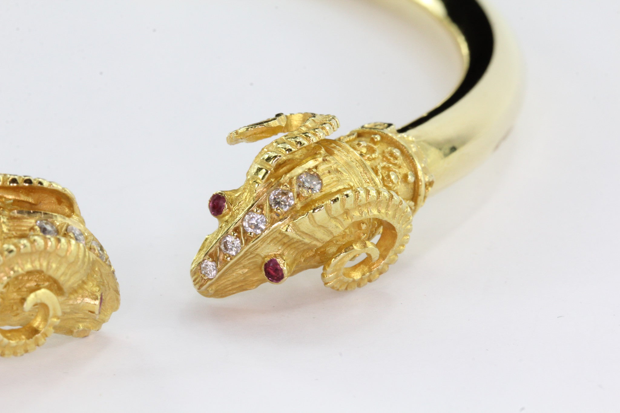 Vintage 18K Gold Diamond & Ruby Figural Ram Head Collar Necklace - Queen May