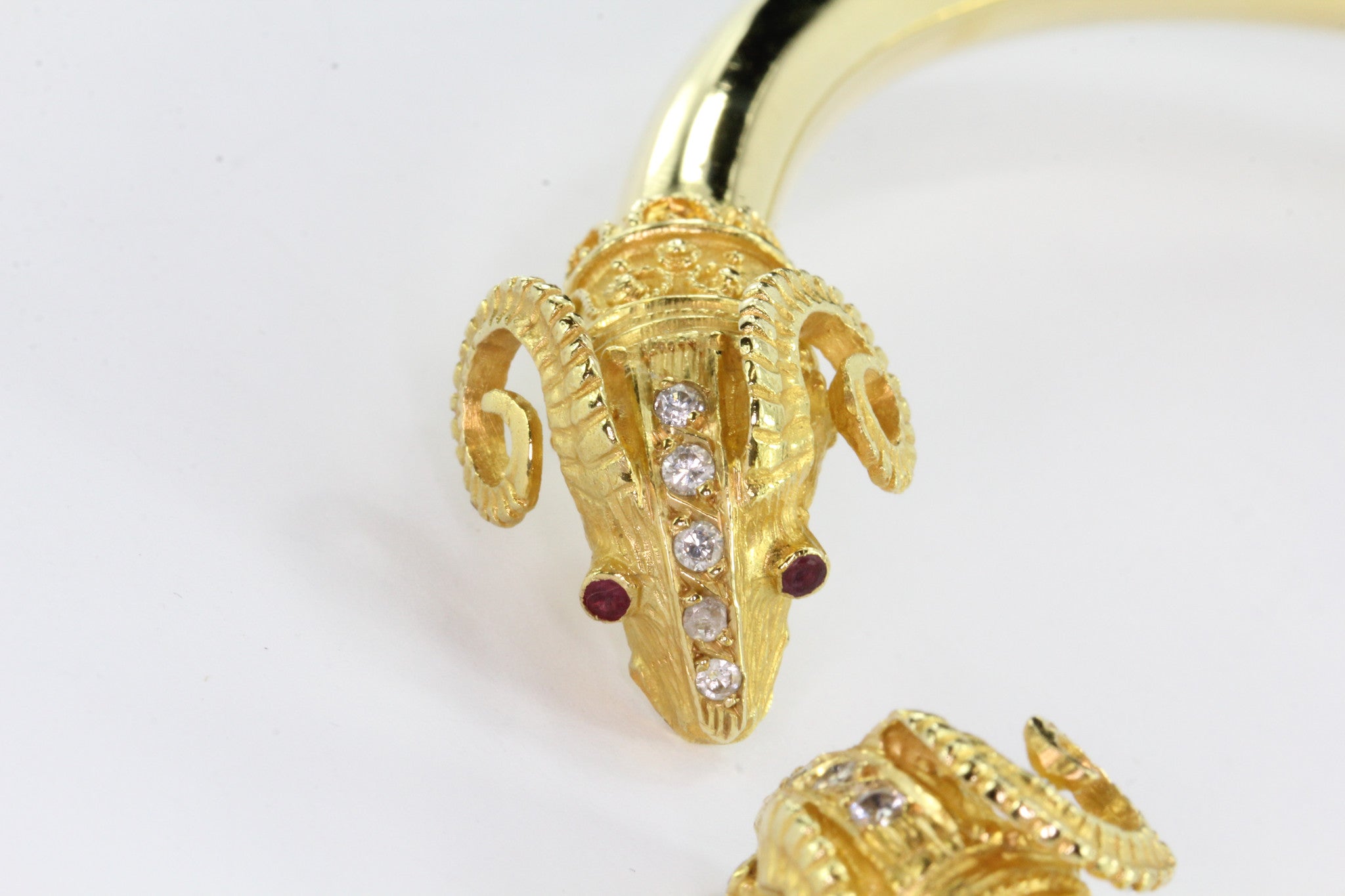 Vintage 18K Gold Diamond & Ruby Figural Ram Head Collar Necklace - Queen May