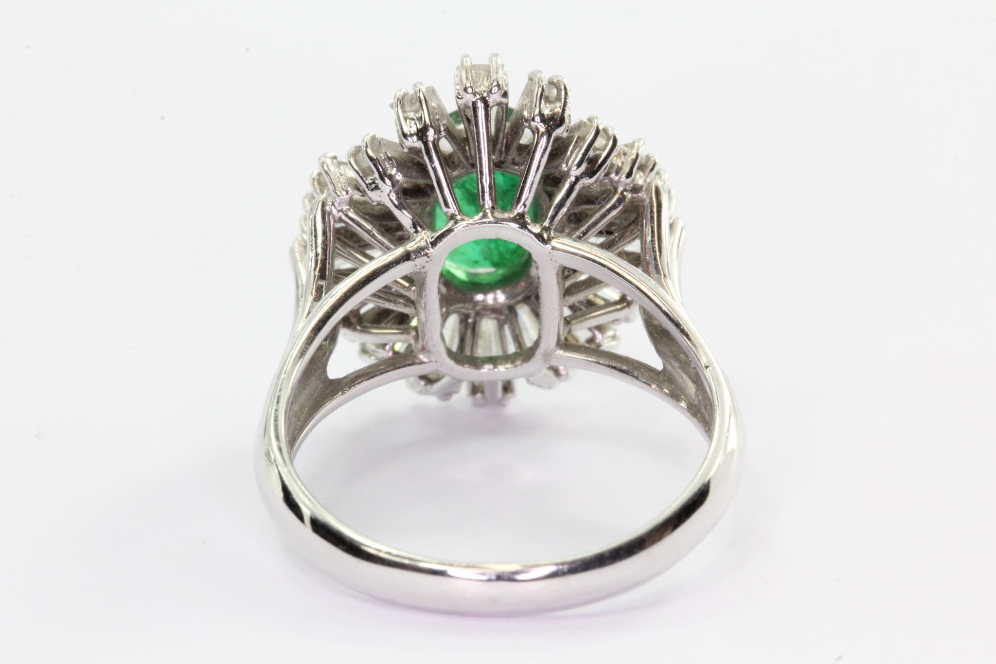 Vintage 14K White Gold Emerald & Diamond 1.2 CTW Retro Starburst Ring - Queen May