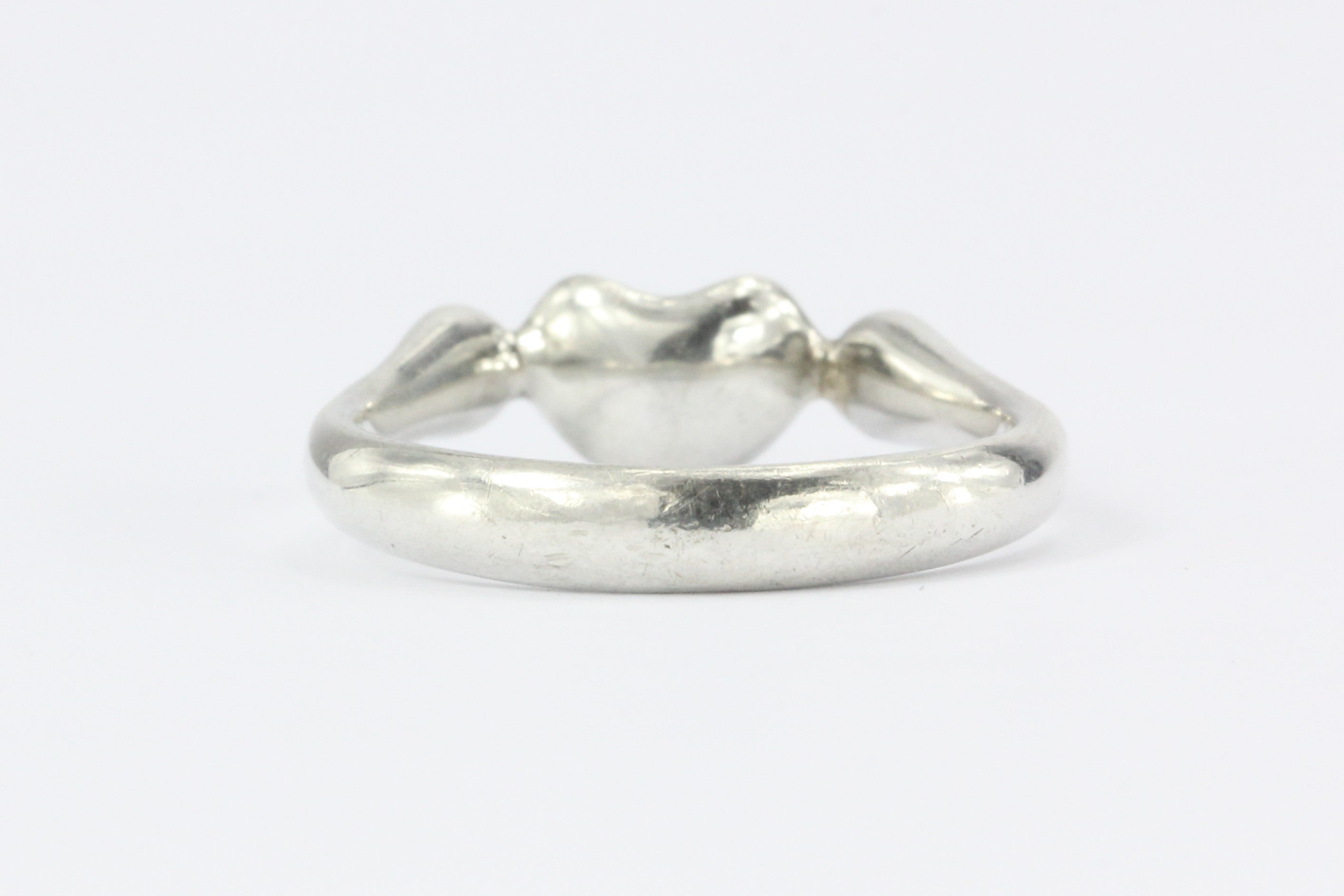 Tiffany & Co Sterling Silver Elsa Peretti Bean Ring Size 6.25 - Queen May