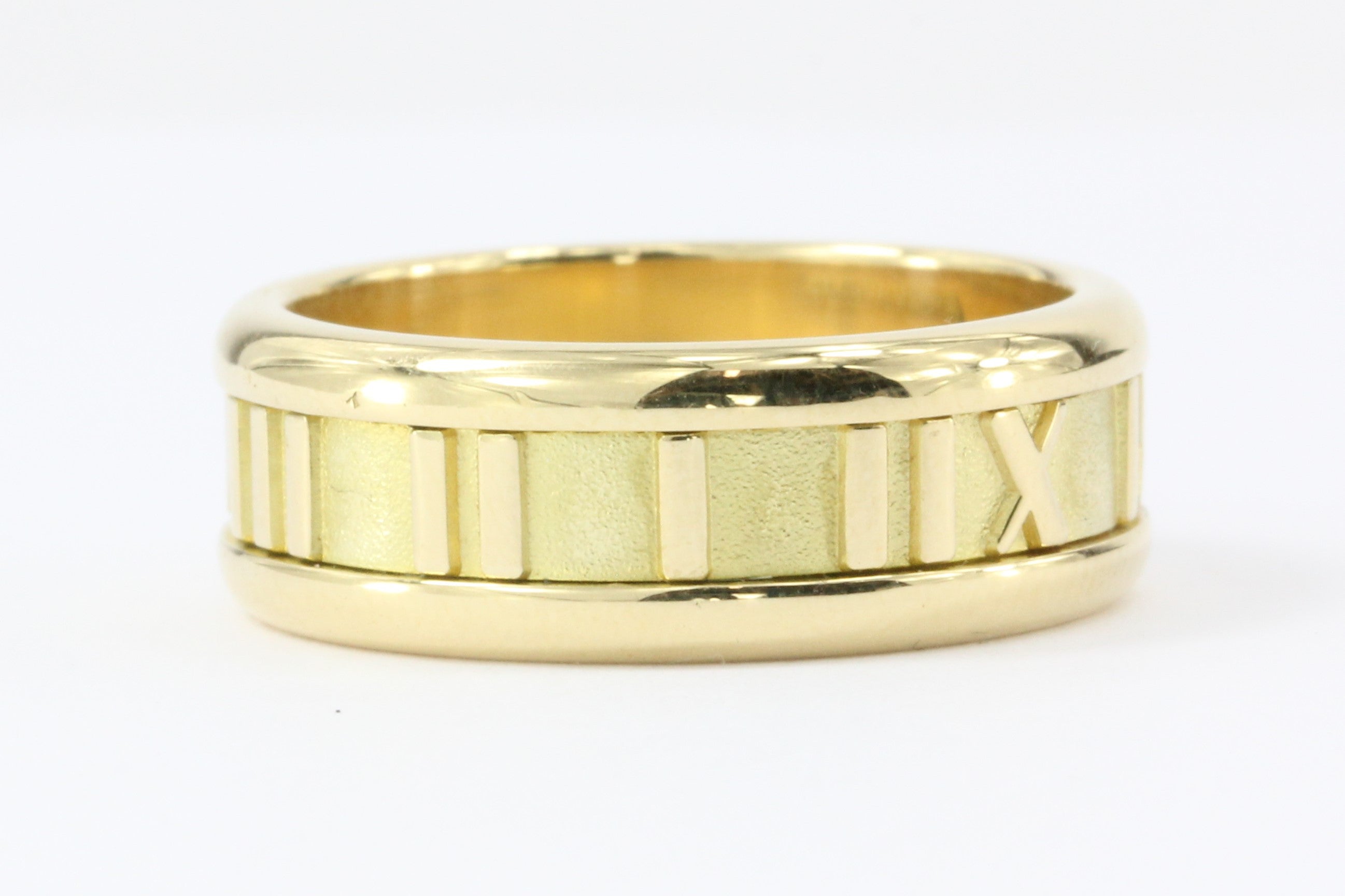 Tiffany & Co 18k Gold Atlas Collection 7mm Band Ring Size 7 - Queen May