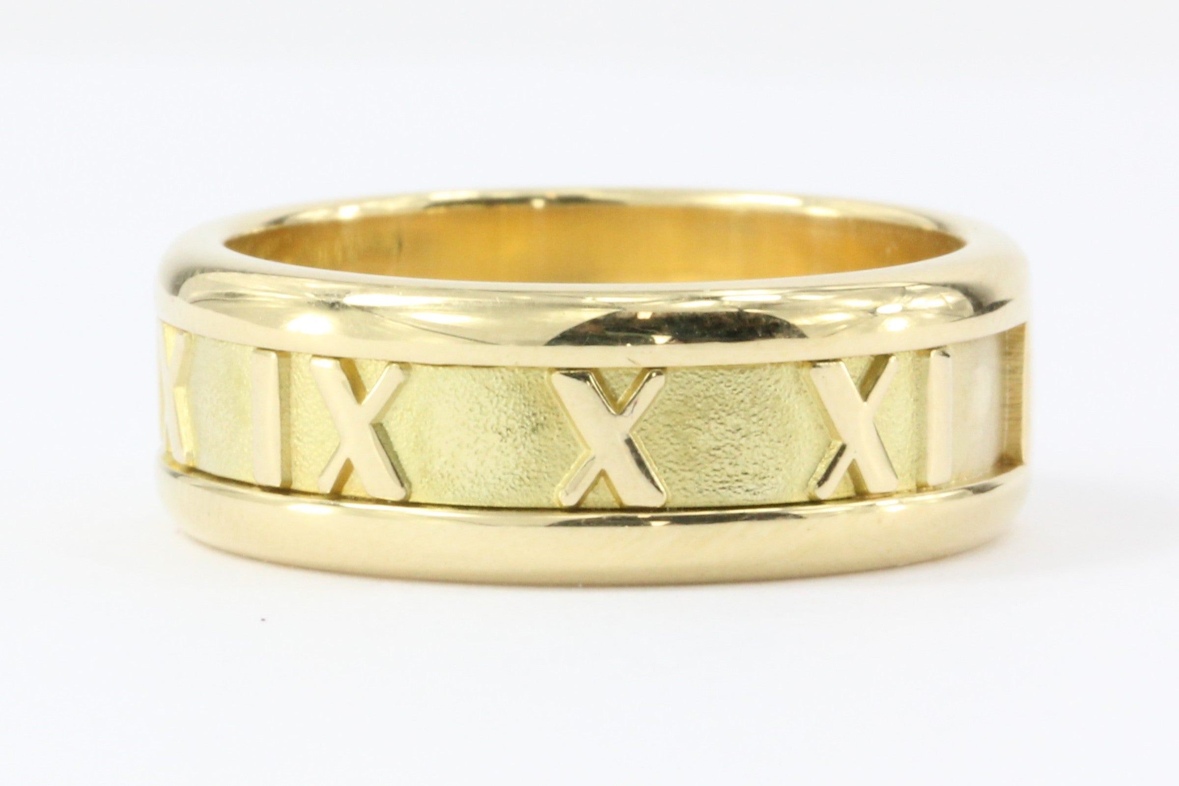 Tiffany & Co 18k Gold Atlas Collection 7mm Band Ring Size 7 - Queen May