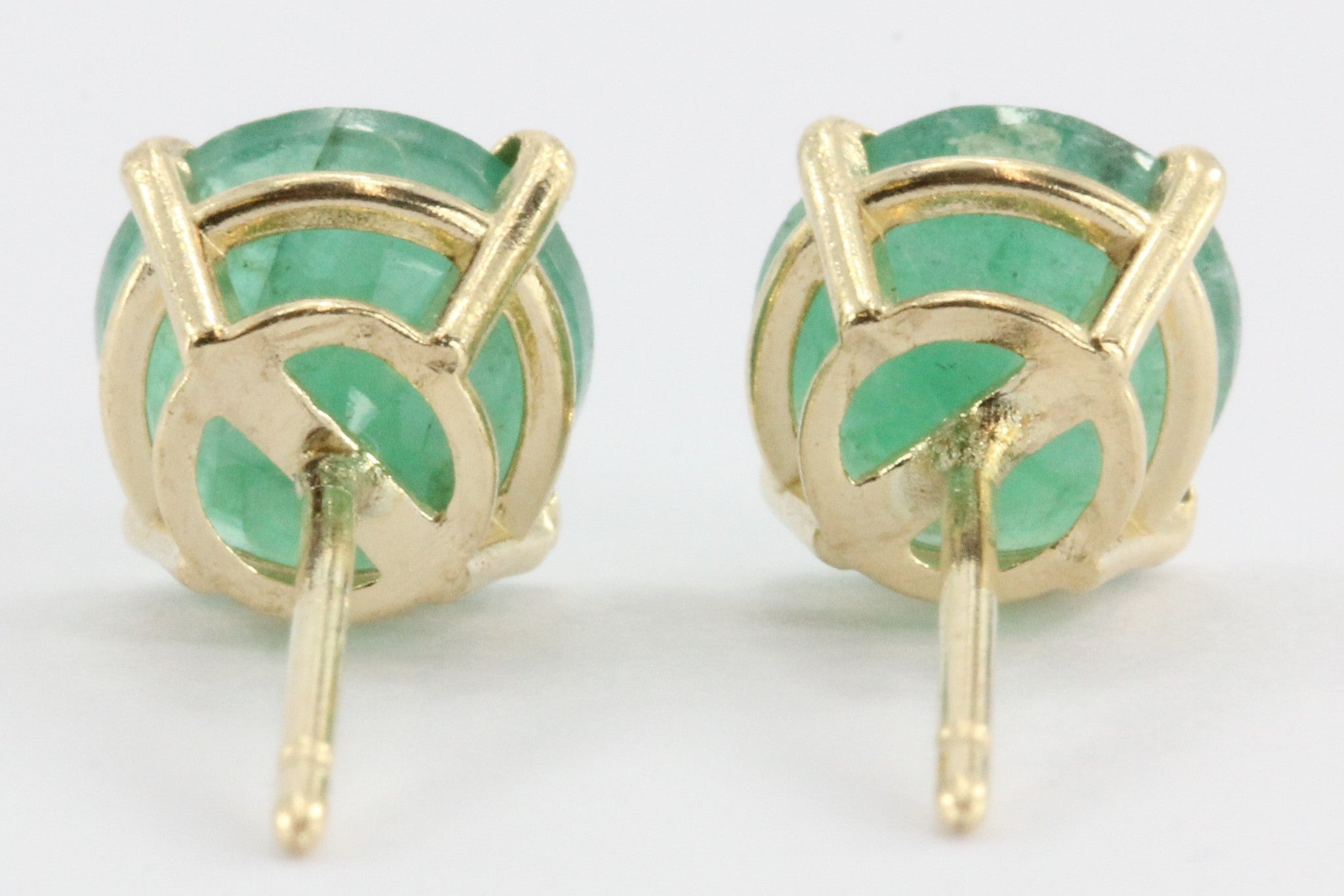 14K Gold 1.3 TCW Classic Emerald Earrings Studs - Queen May
