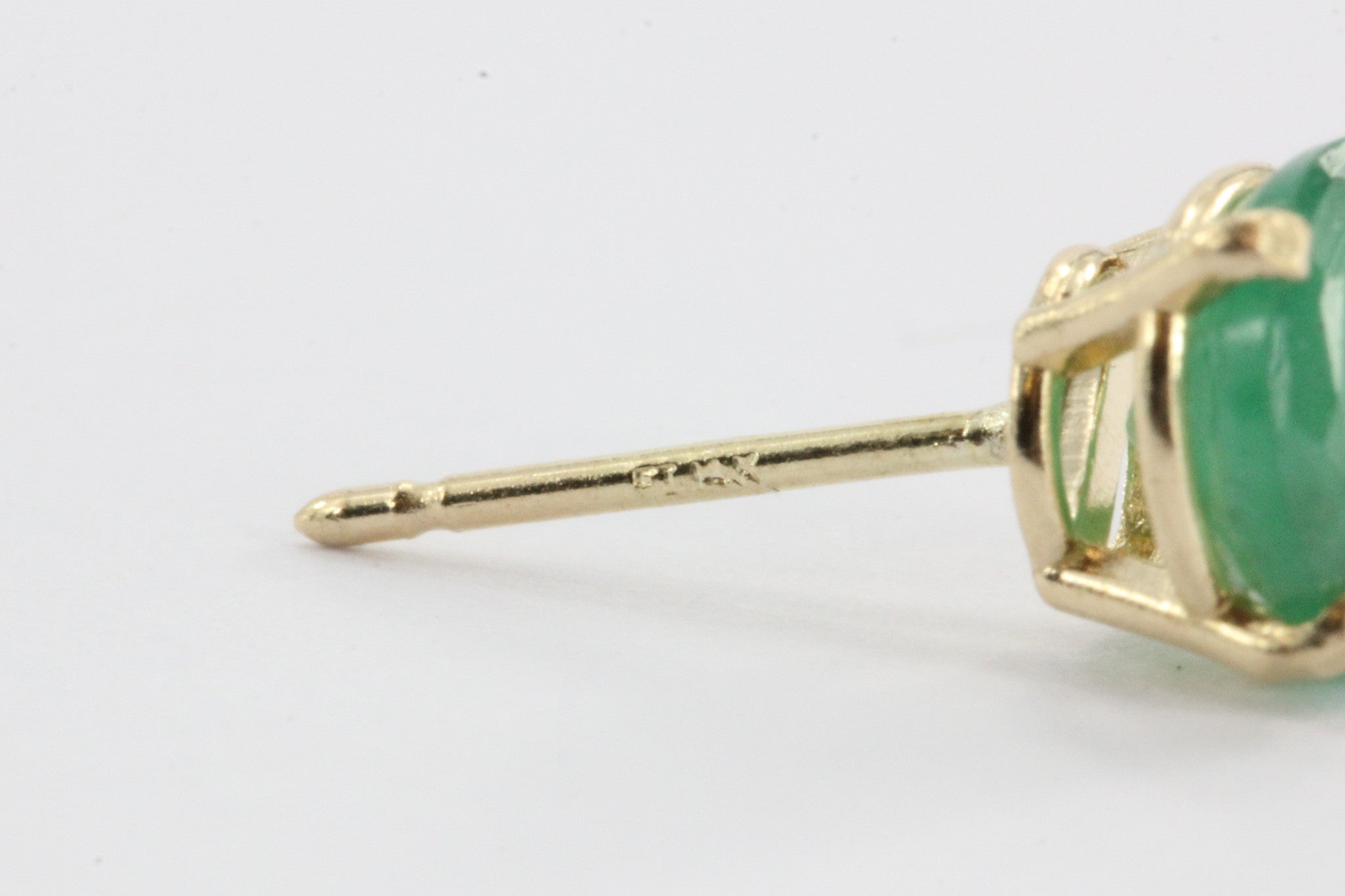 14K Gold 1.3 TCW Classic Emerald Earrings Studs - Queen May