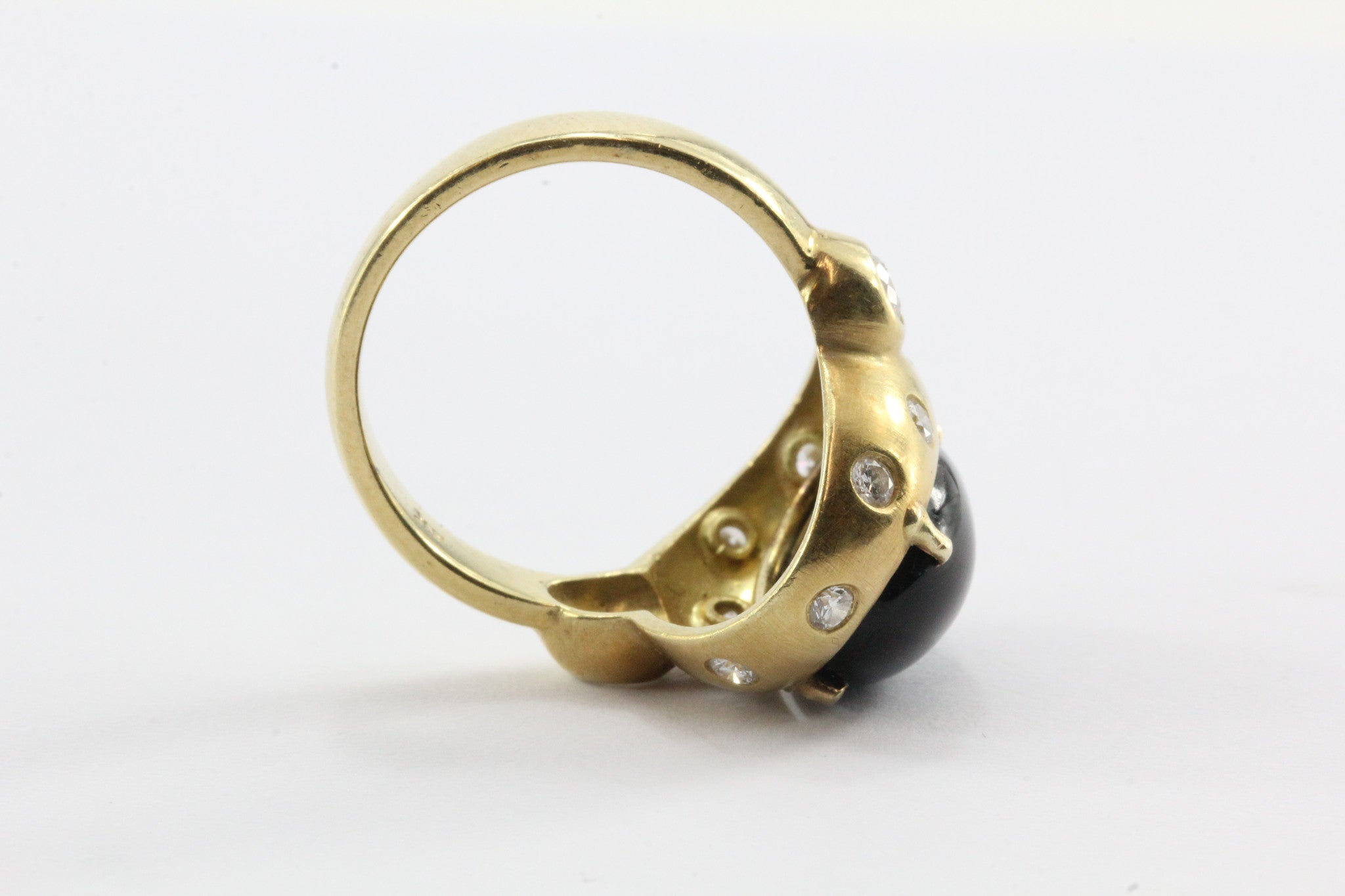 18K Gold Brushed Finish Black Onyx & Diamond Ring - Queen May