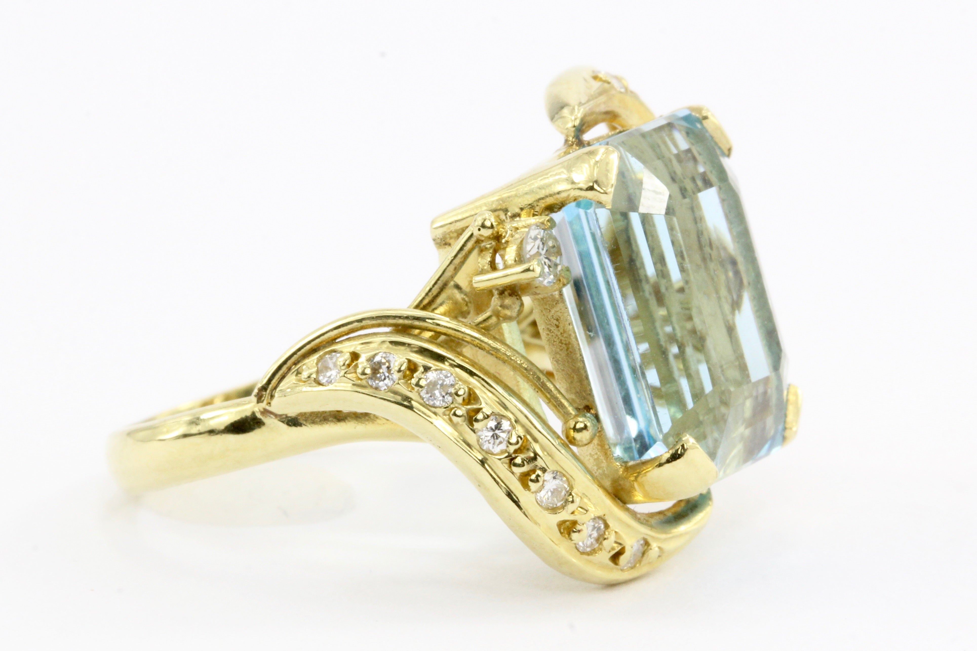 18K Yellow Gold 9 Carat Blue Topaz and Diamond Ring - Queen May