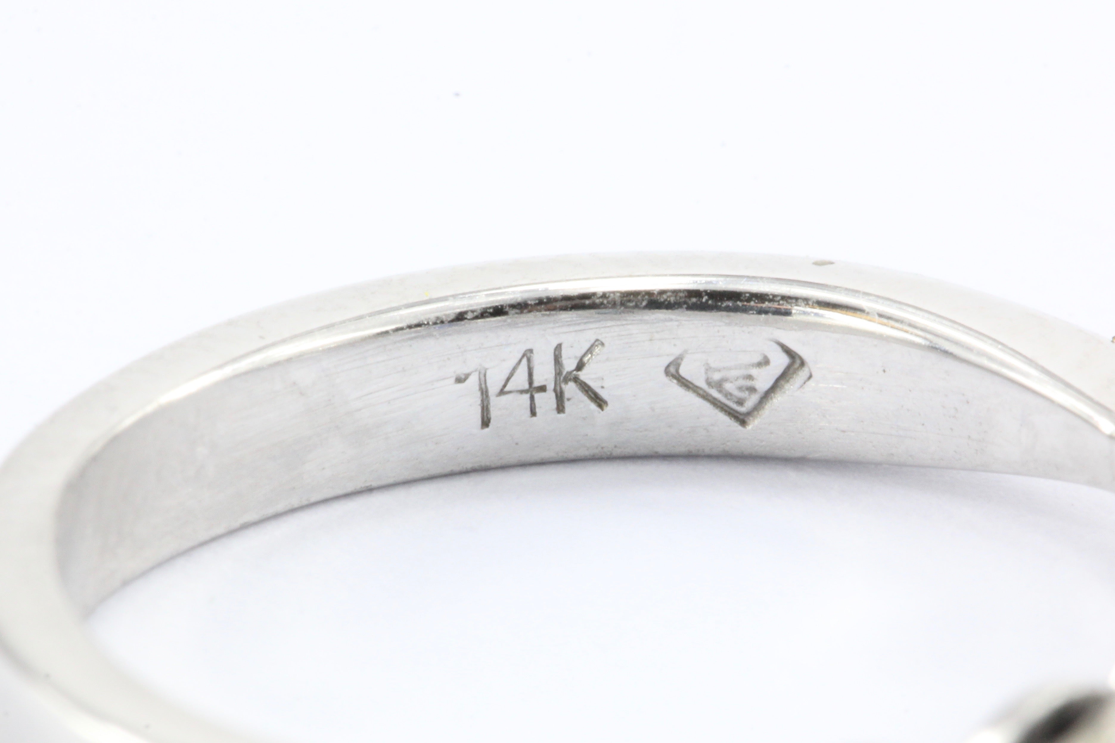 14K White Gold Diamond & Blue Sapphire Ring - Queen May