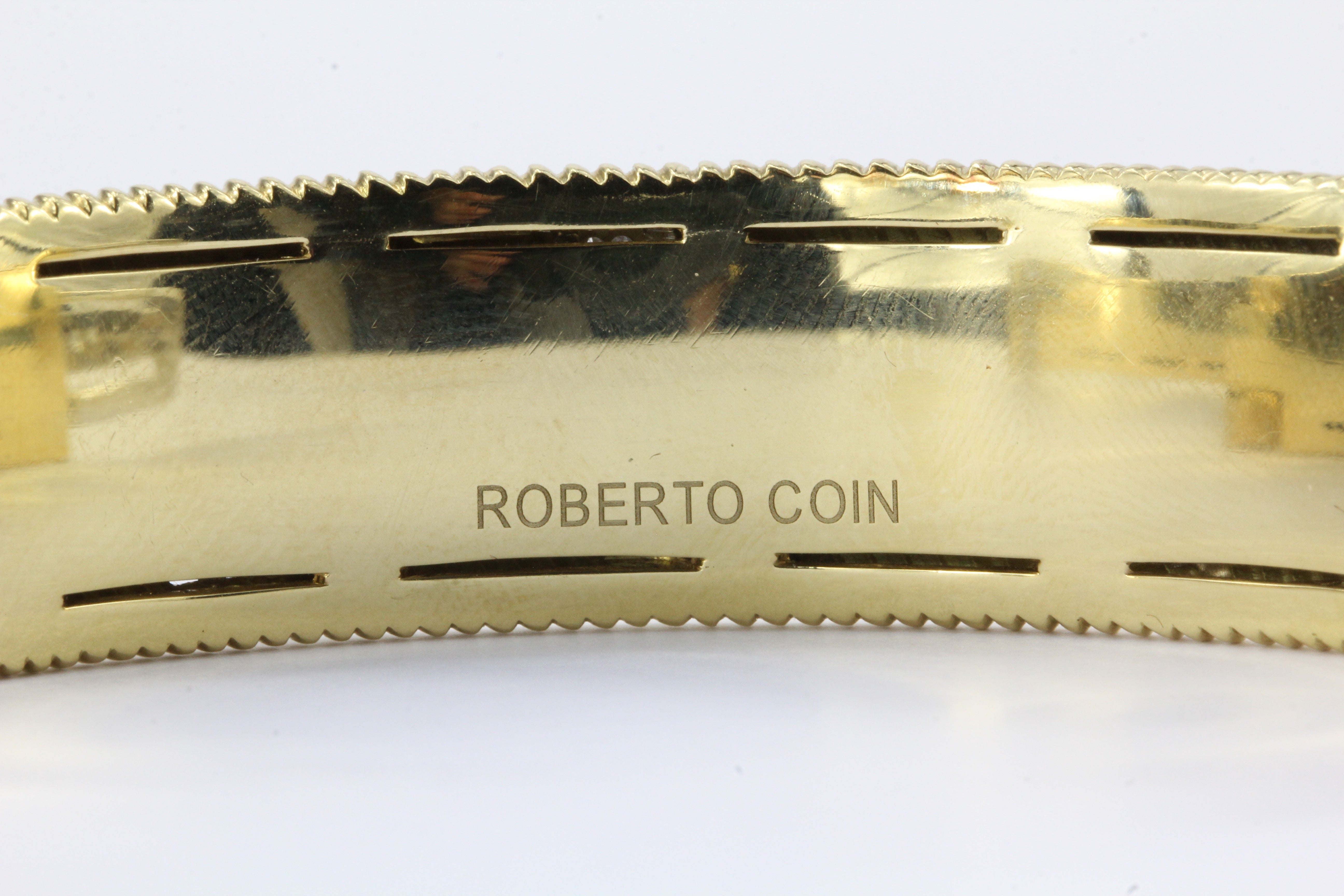 Roberto Coin Appassionata 18K Gold Diamond Bangle Bracelet - Queen May