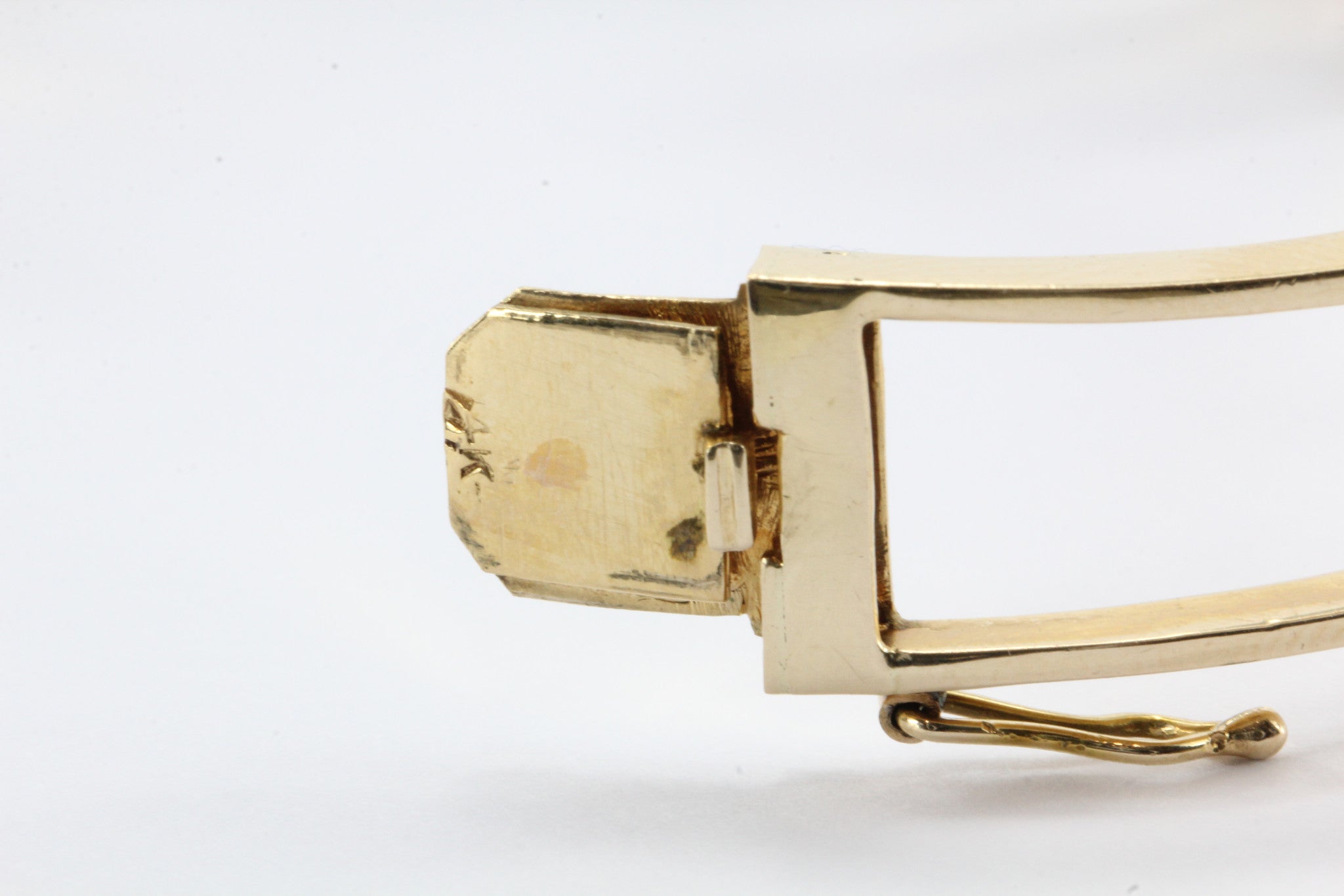 Retro 1960's 14K Yellow Gold Opal Floral Bangle Bracelet - Queen May