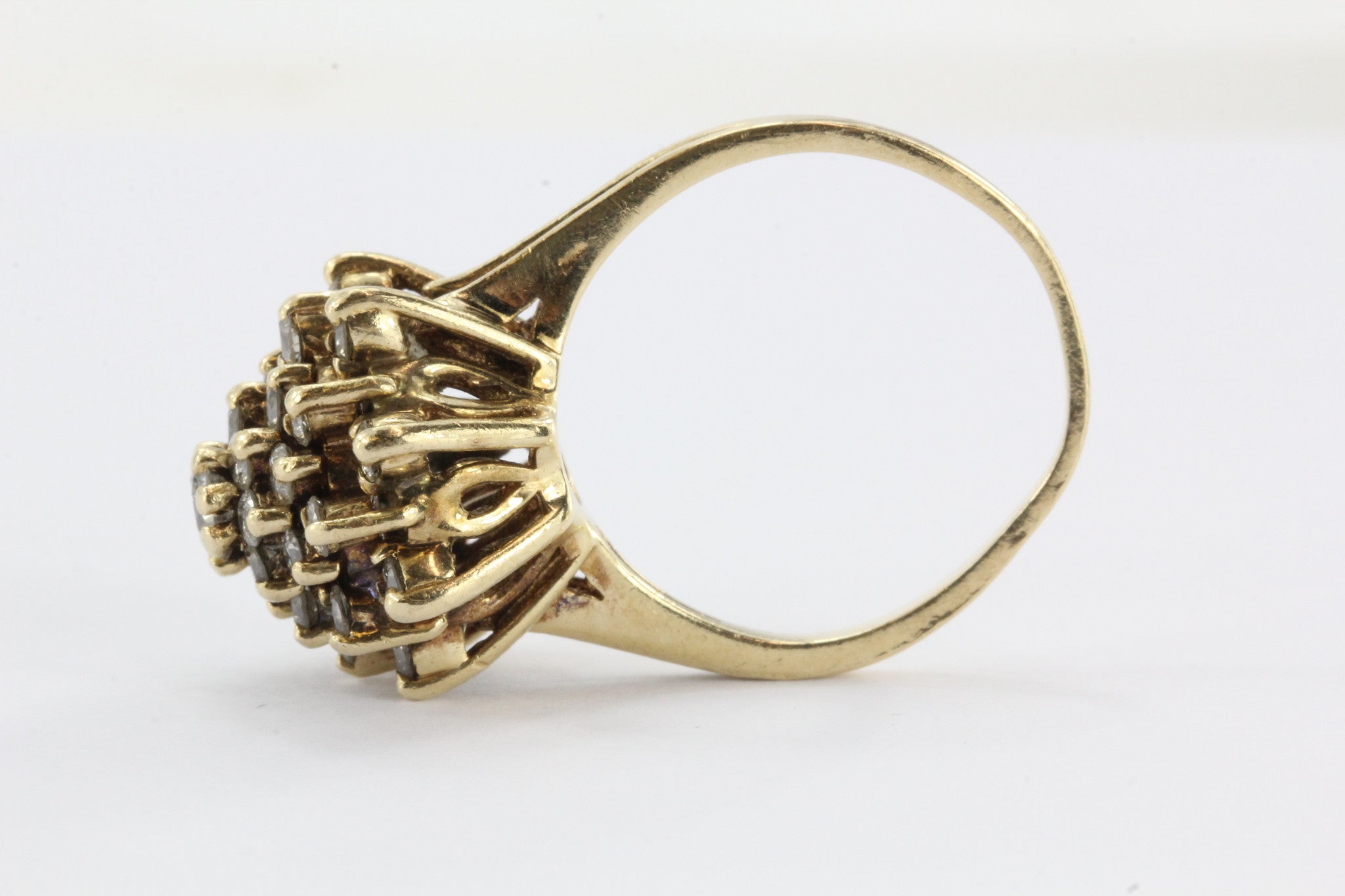VINTAGE 14K YELLOW GOLD DIAMOND FLOWER CLUSTER RING - Queen May
