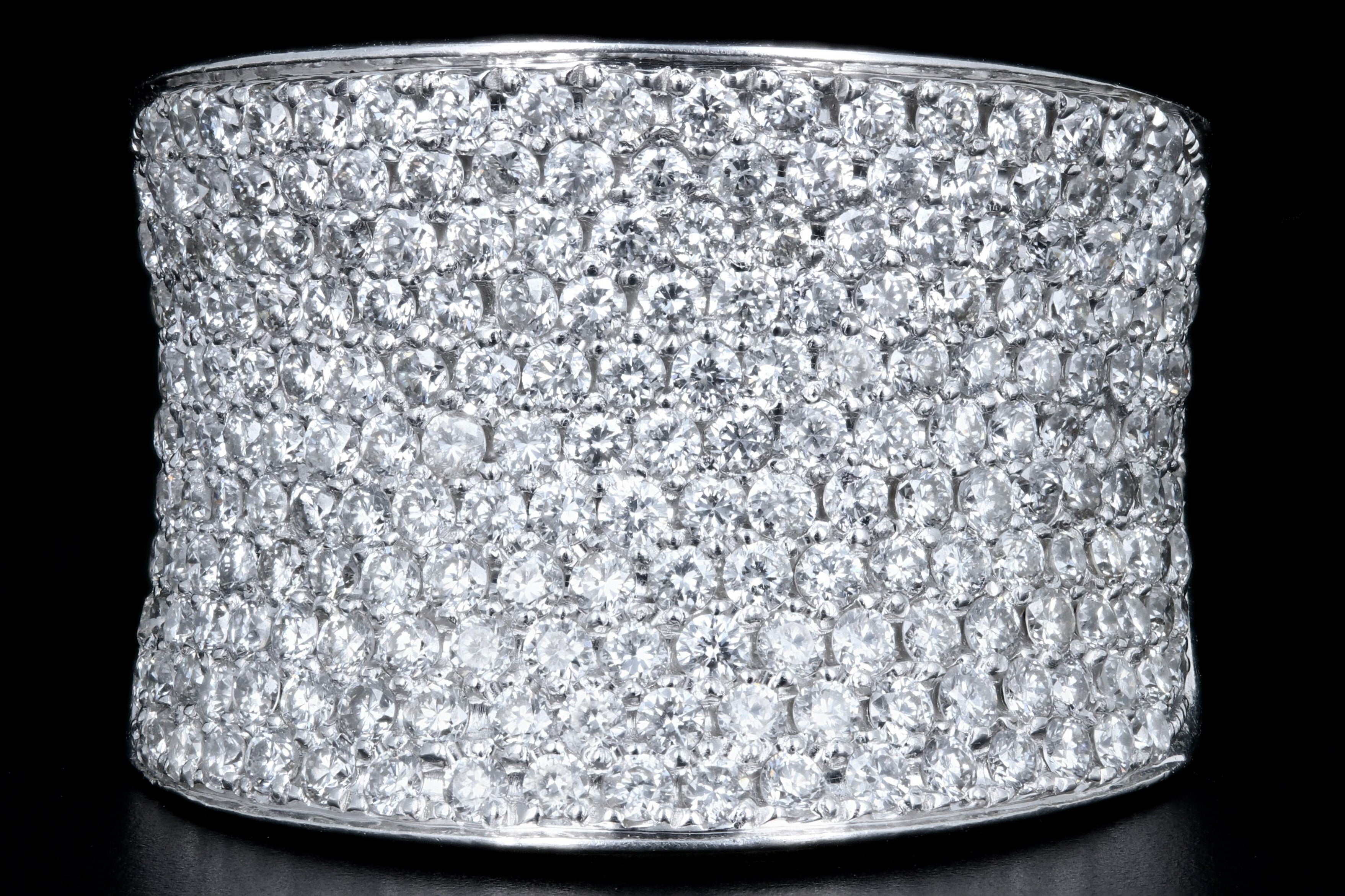 Modern 18K White Gold 2CTW Diamond Band - Queen May