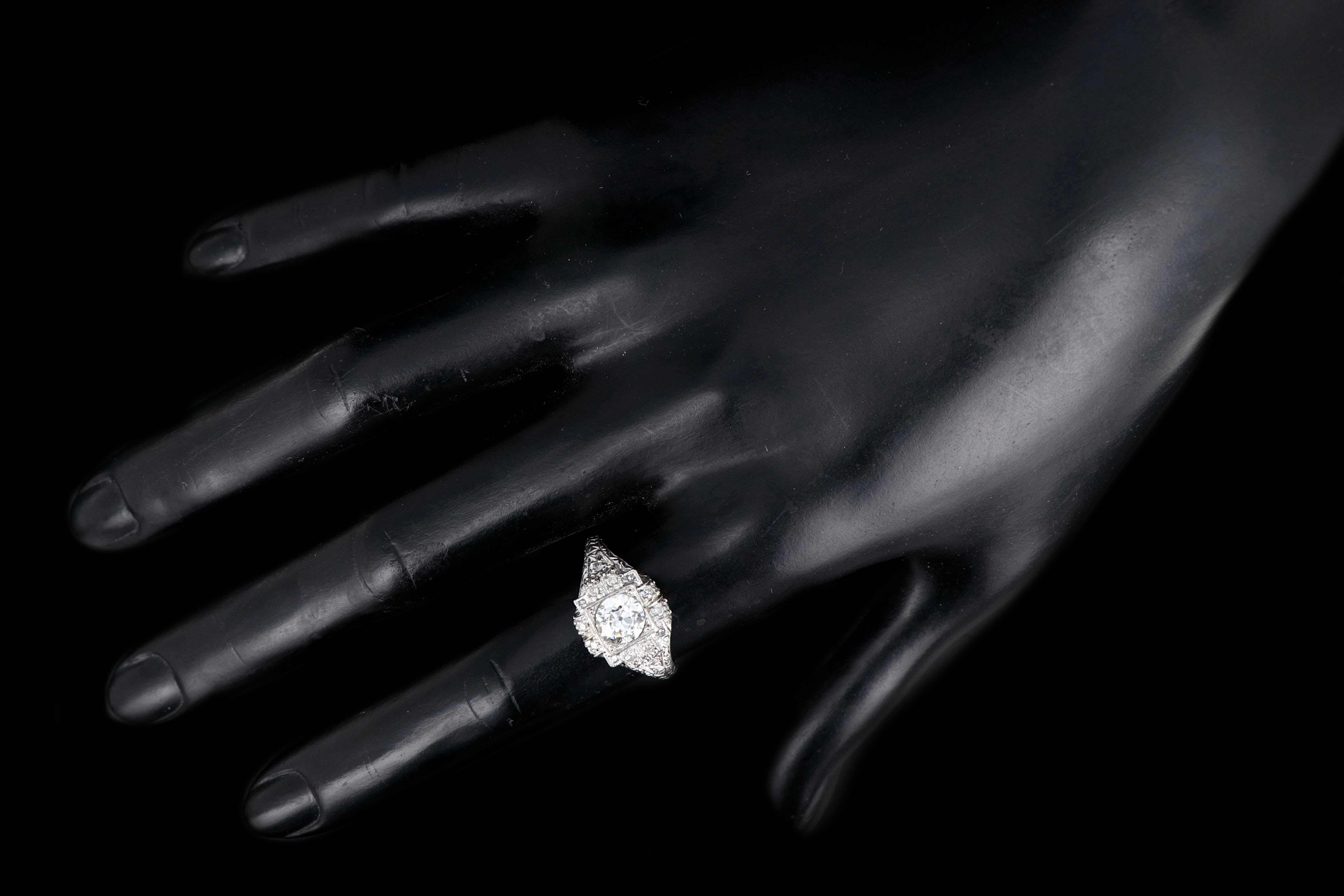 Art Deco Platinum 1.06 Carat Center Old European Cut Diamond Engagement Ring GIA Certified - Queen May