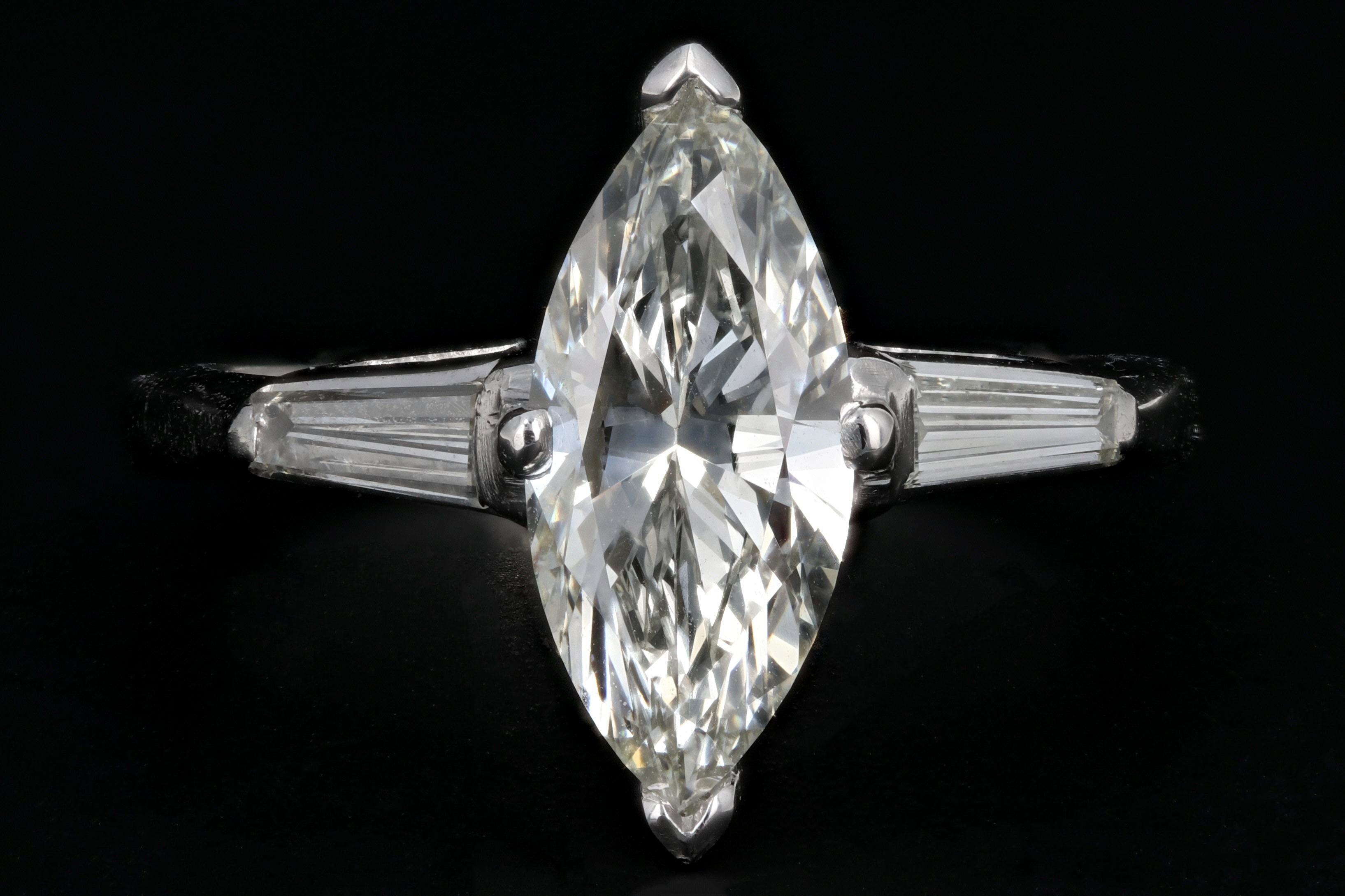 Modern 14K White Gold 1.40 Carat Marquise Diamond Engagement Ring GIA Certified - Queen May