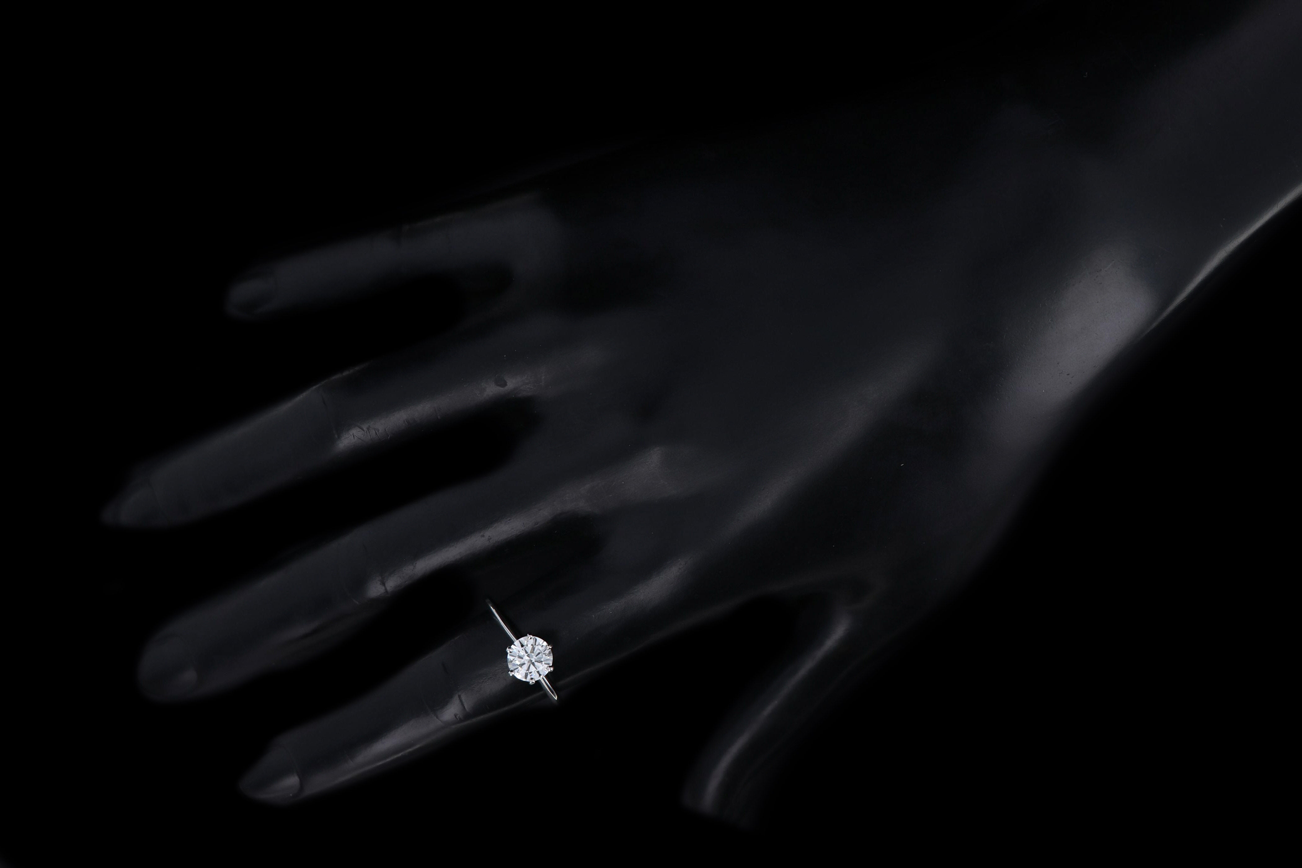 New Platinum 1.01 Carat Round Brilliant Cut Diamond Engagement Ring GIA Certified - Queen May