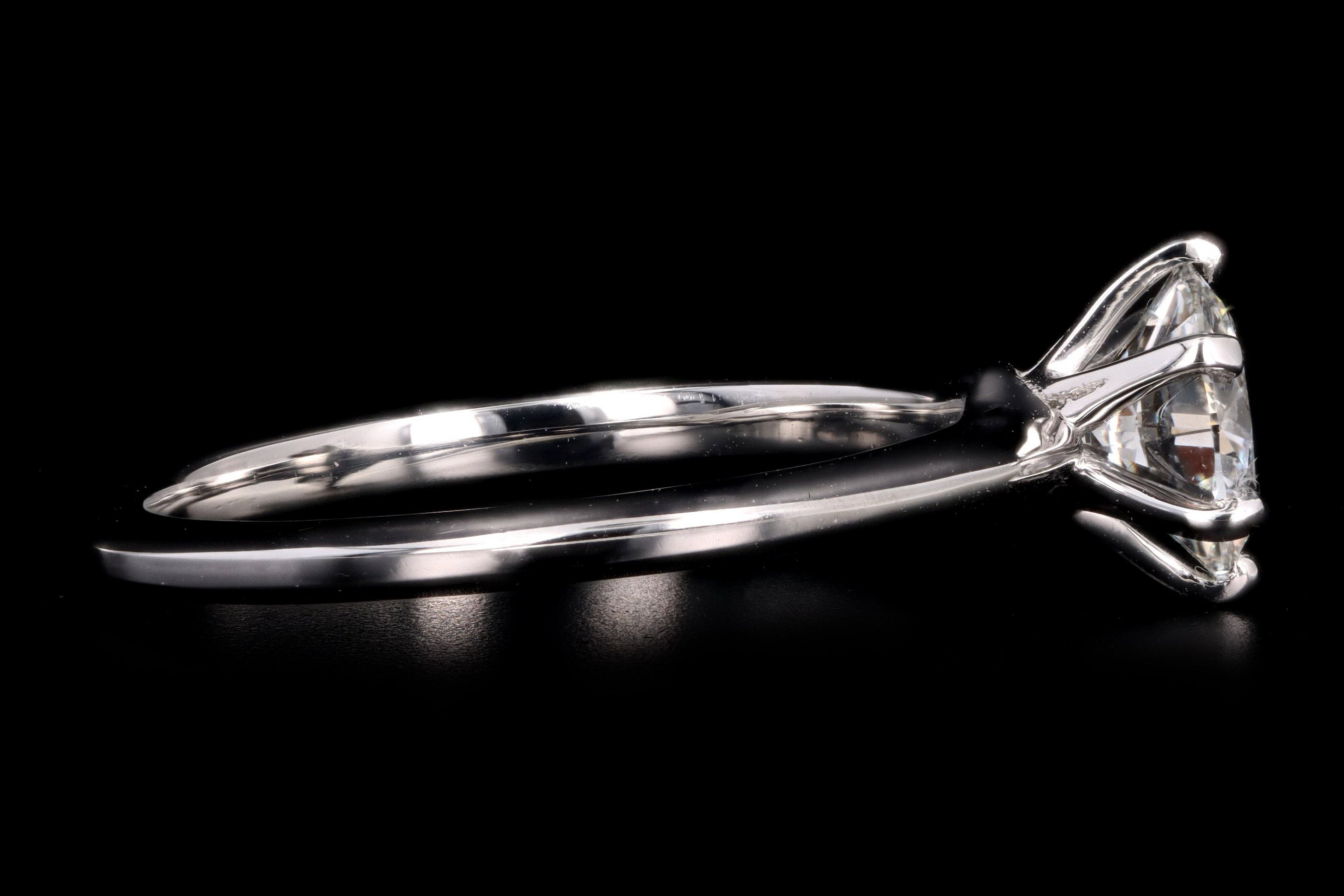 New Platinum 1.01 Carat Round Brilliant Cut Diamond Engagement Ring GIA Certified - Queen May