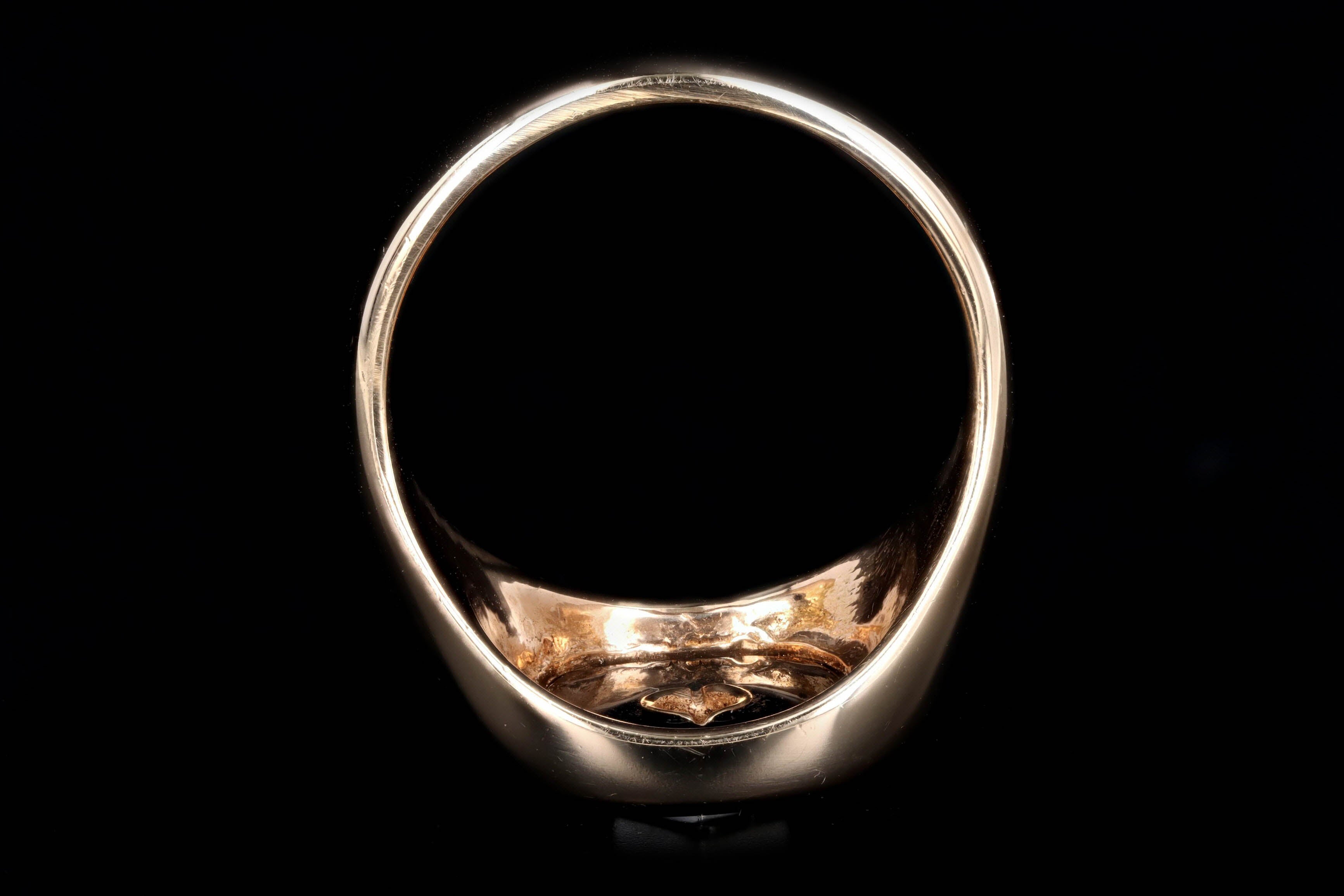 Vintage 14K Yellow Gold Black Onyx & Round Diamond Mens Ring - Queen May